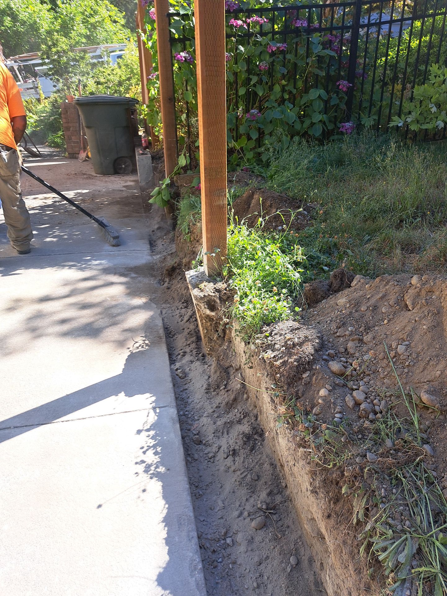 Front Driveway & Stairs Concrete Renovation | Kenmore  by Jireh Asphalt & Concrete Inc 