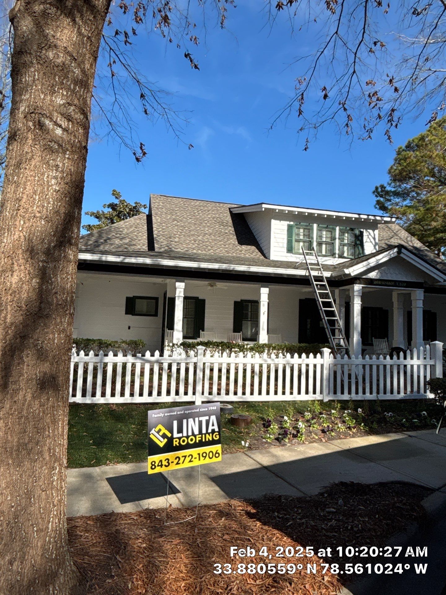 GAF HDZ - Weathered Wood by Linta Roofing Inc