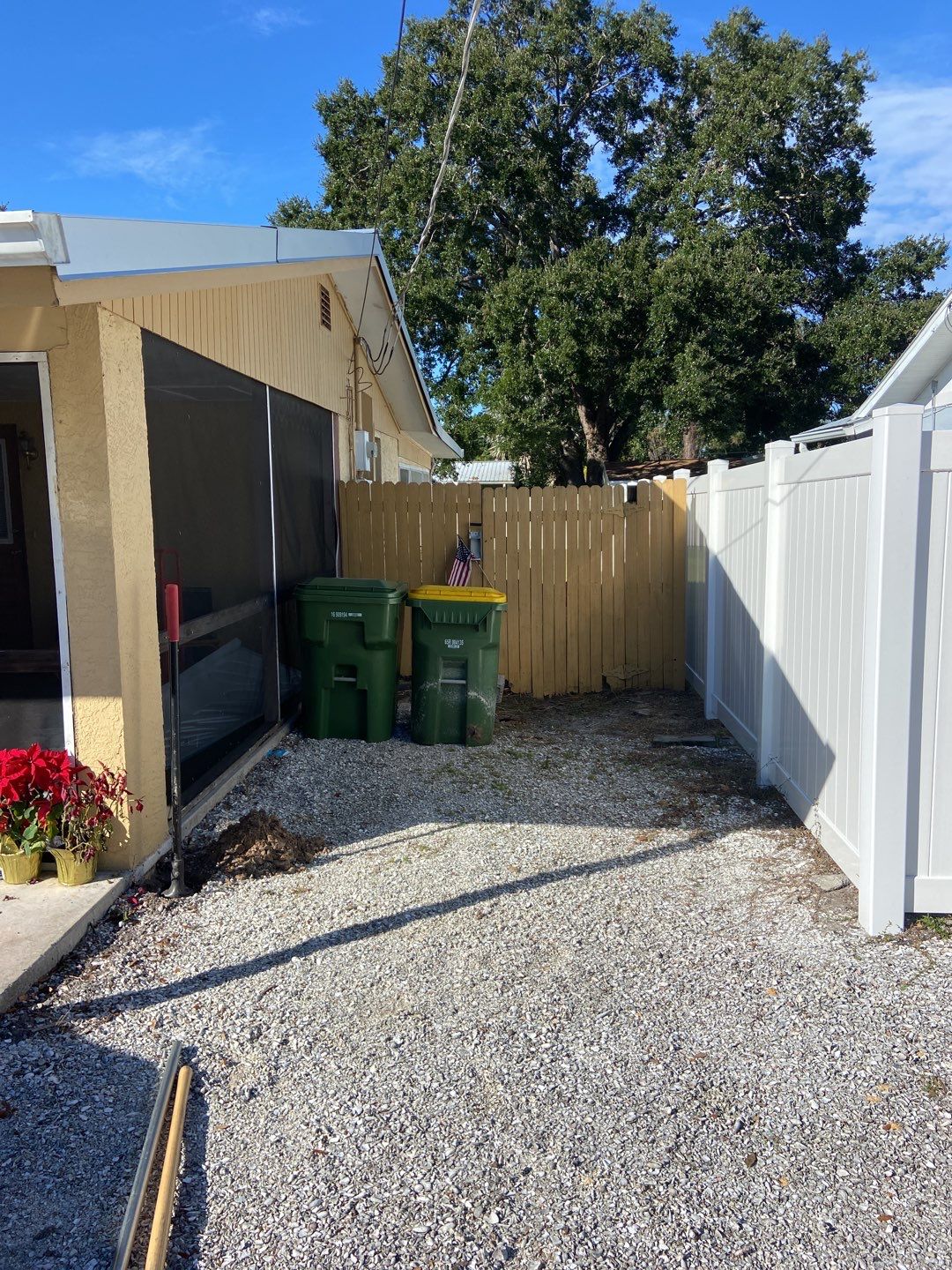 Sarasota, FL 6 ft. Tall White Privacy Fence  by Asap fence and gates, LLC