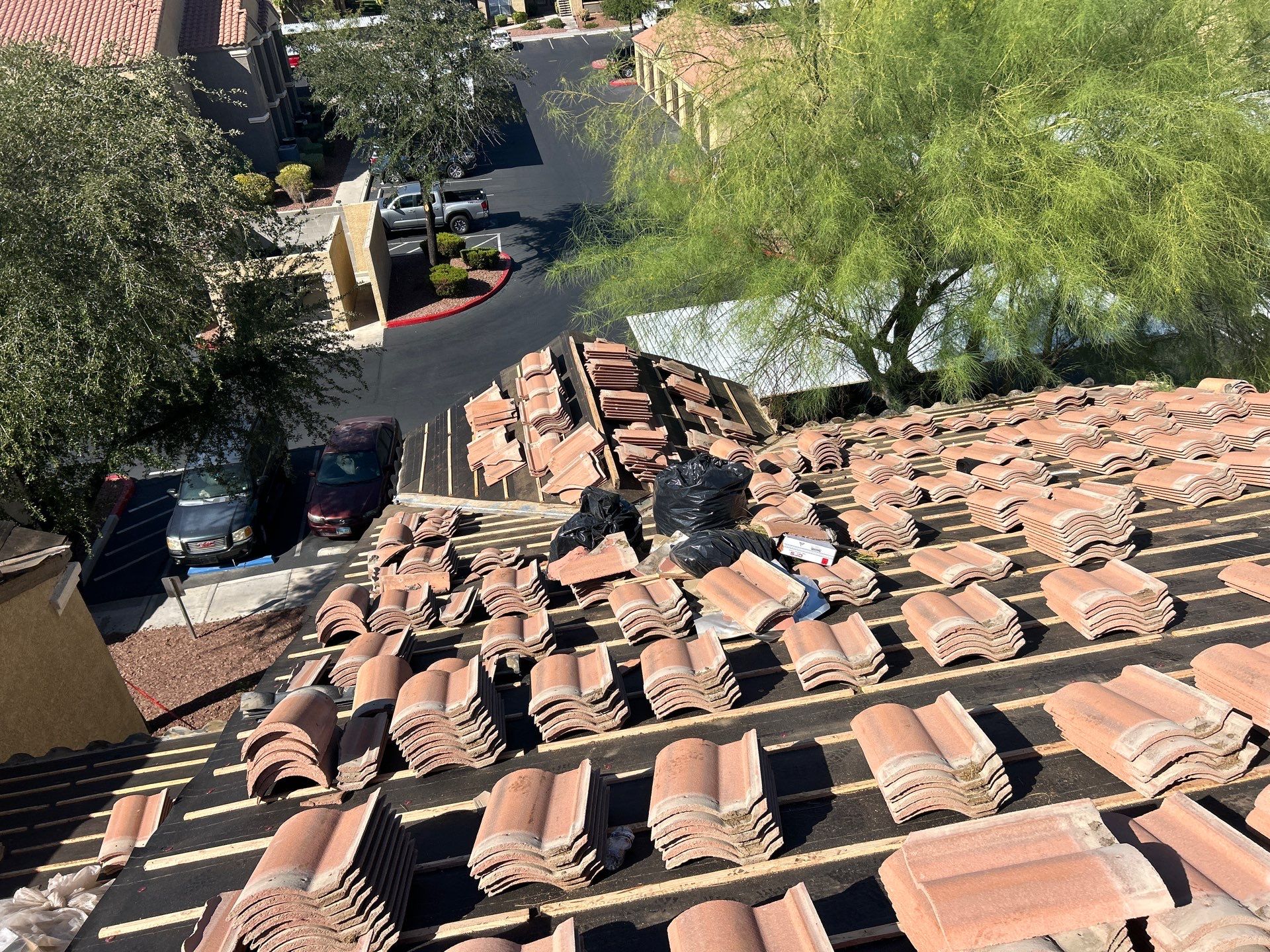 L15364-Latigo Condos by The Original Roofing Company