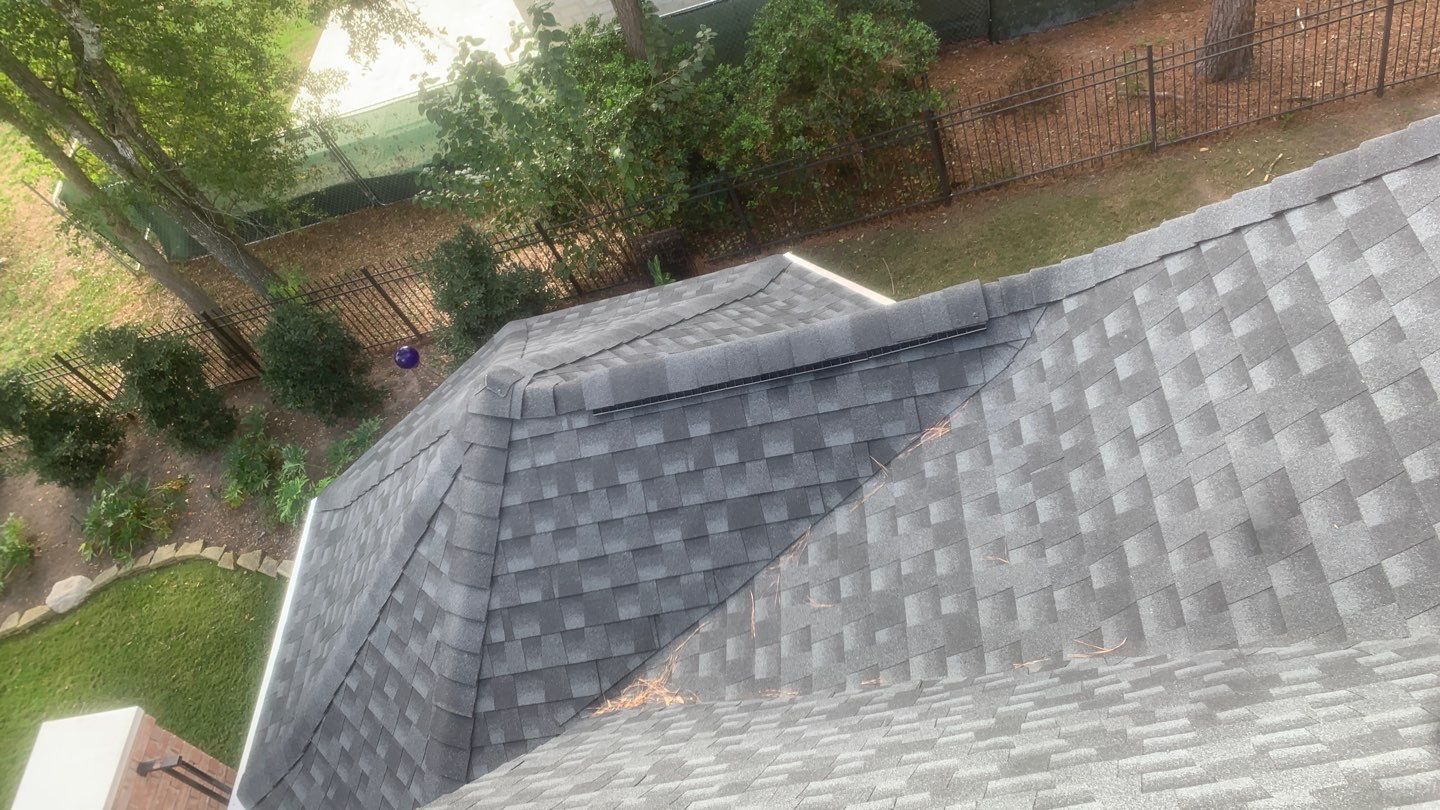 GAF HDZ - Charcoal by Elite Roofing LLC