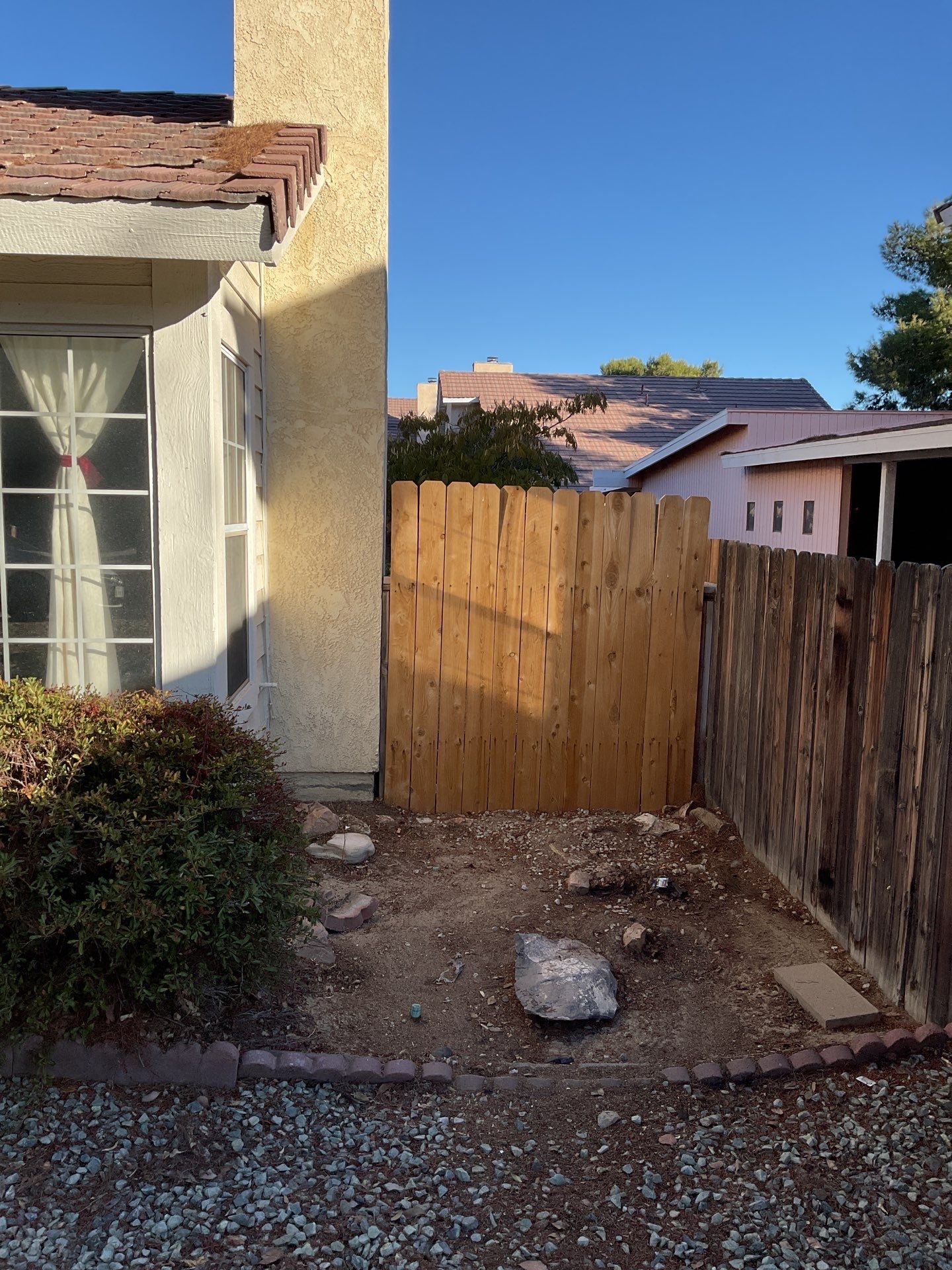 Fence Installation using Vinyl by Fence Guys Inc.