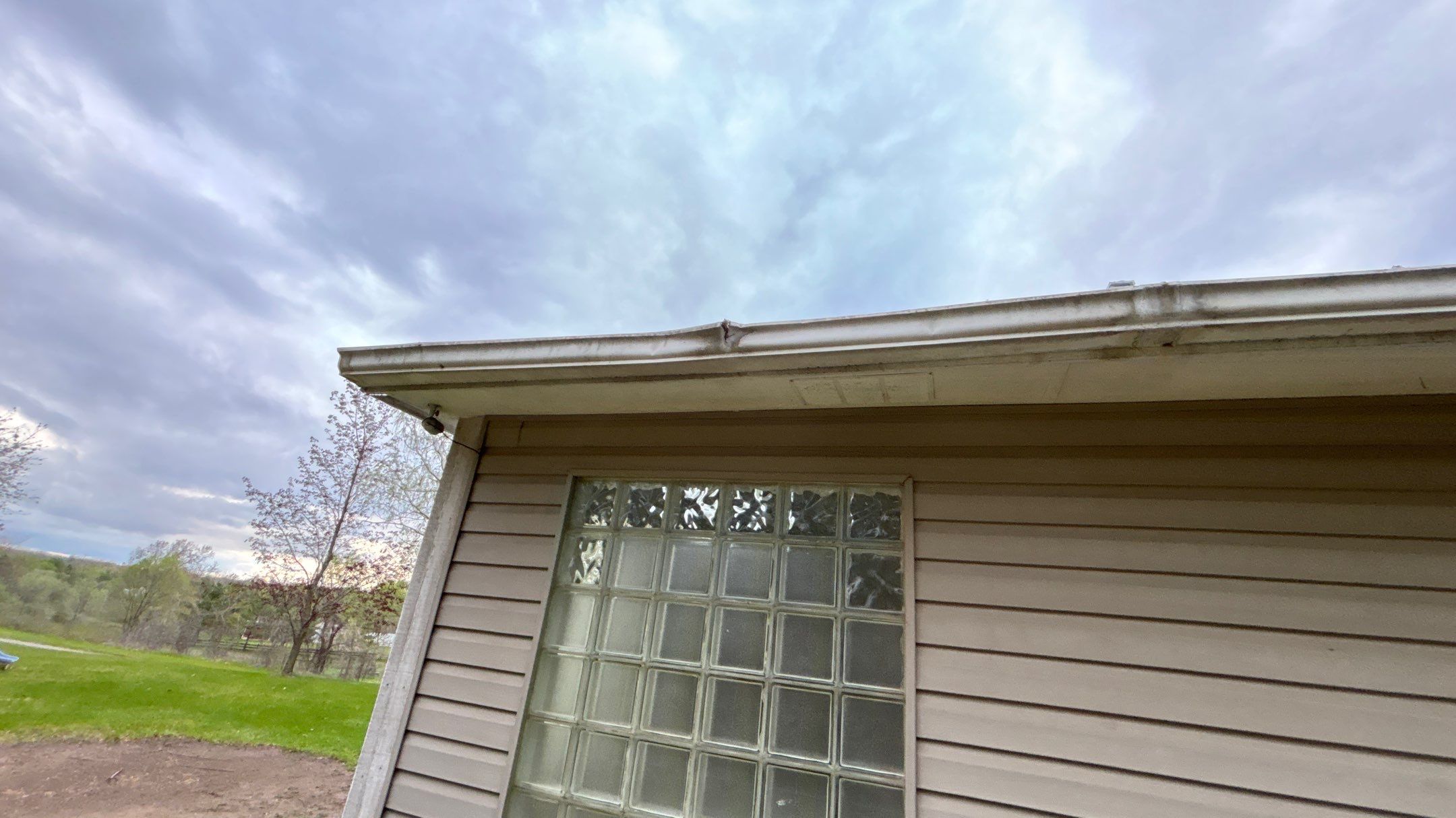 Roof Replacement using Malarkey Vista Brilliant Black by 180 Contractors