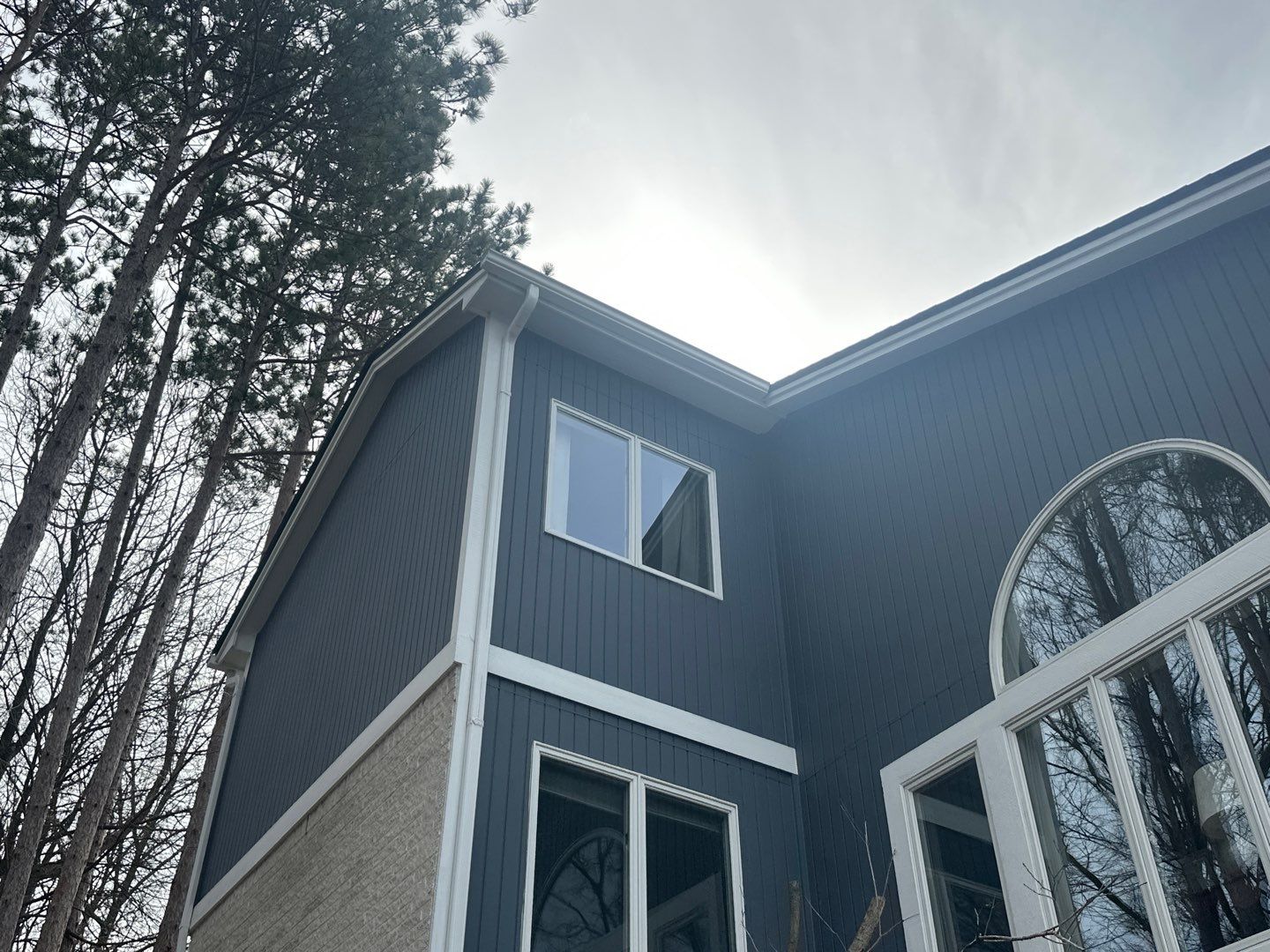 Siding Replacement using Certainteed Monogram D5 Pacific Blue by 180 Contractors