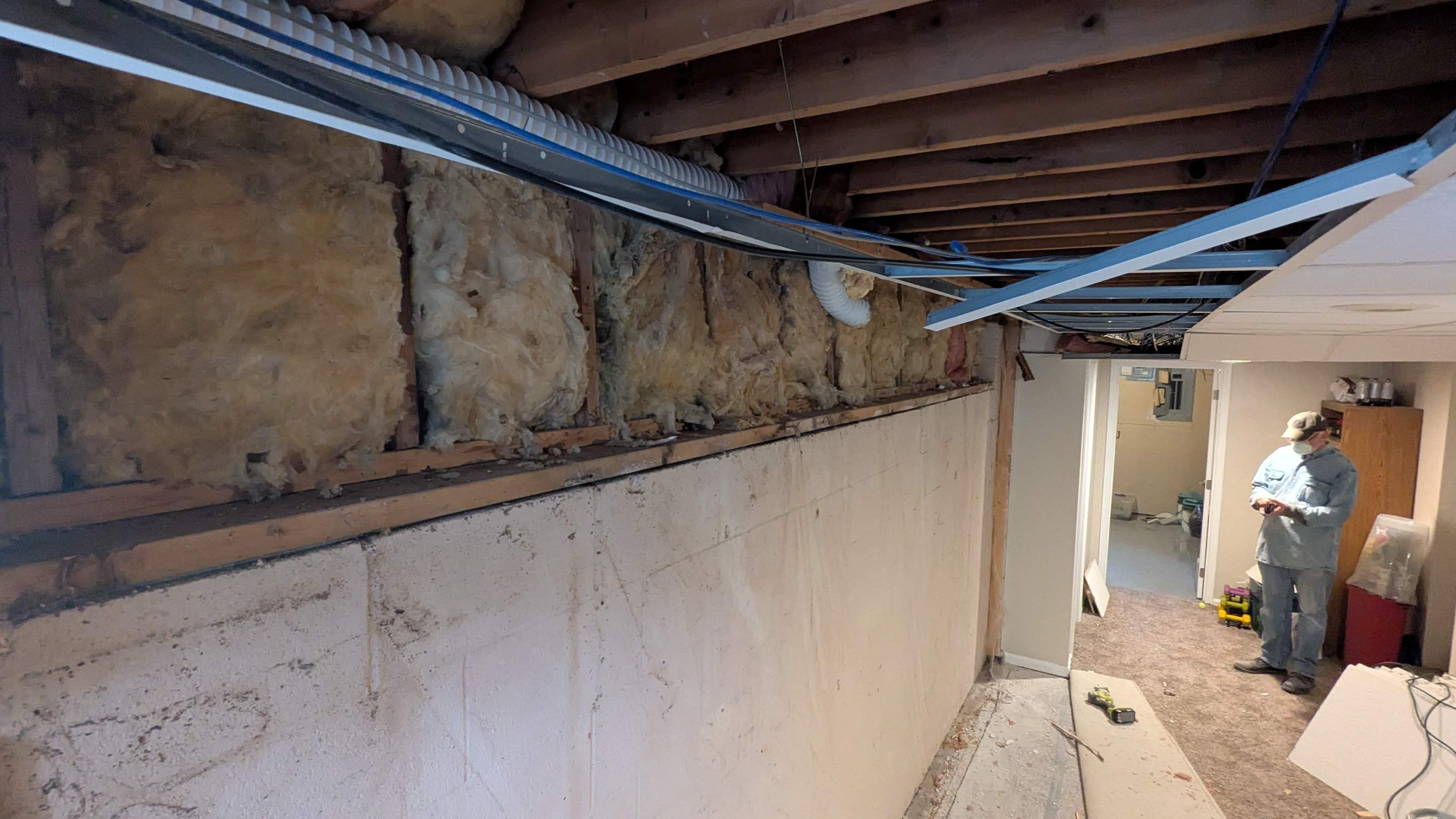 Embedded Fiber Reinforcement by Toledo Basement Repair 