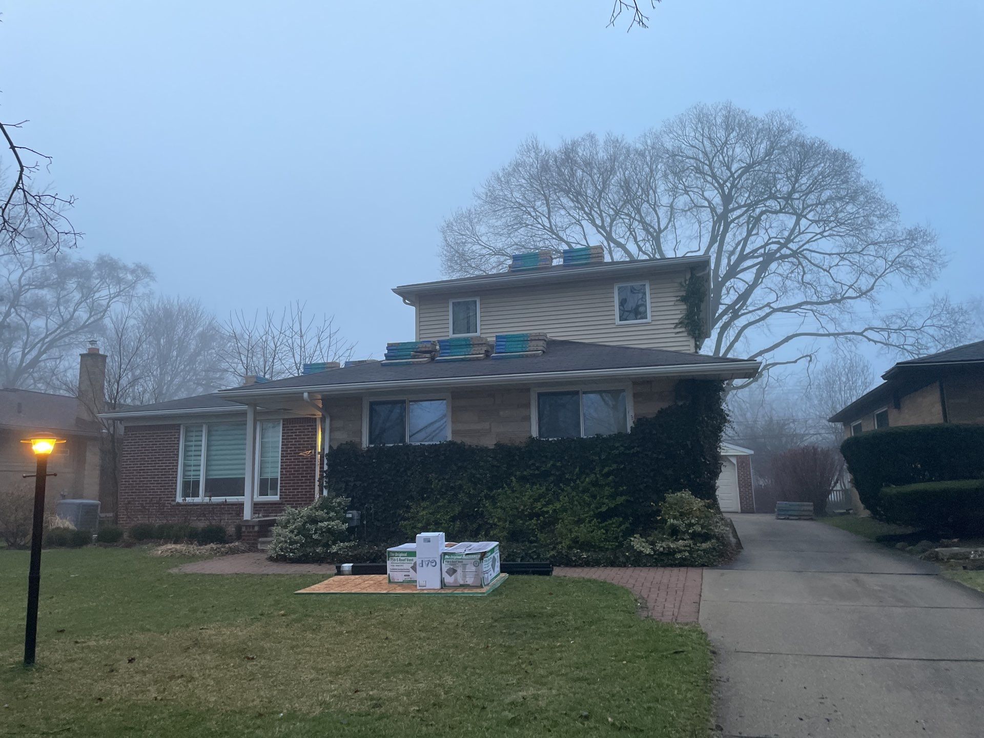 Roof Replacement using CertainTeed Landmark by 180 Contractors