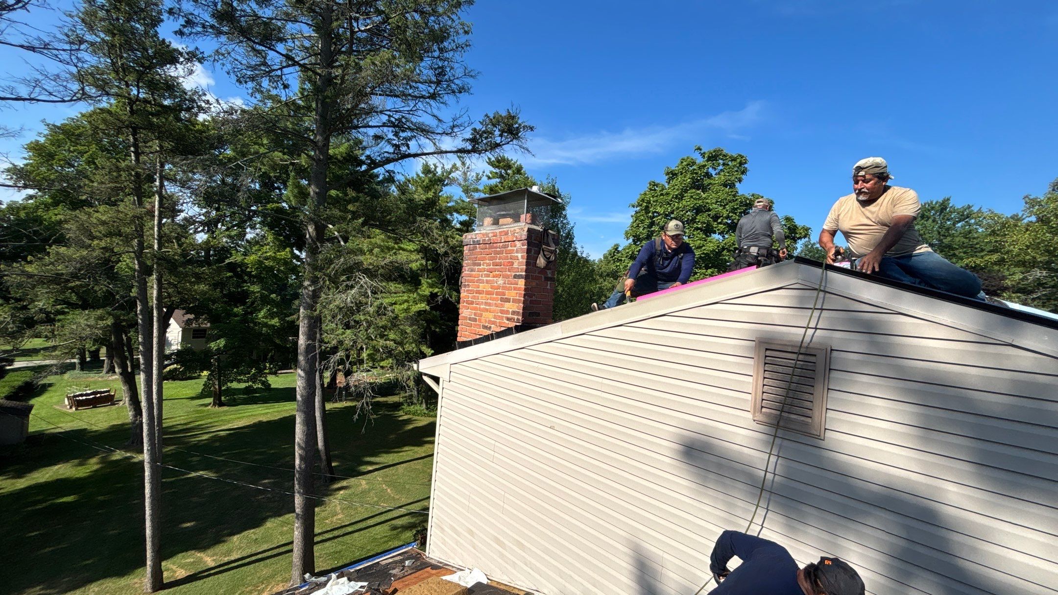 Roof Replacement using Owens Corning Onyx Black by 180 Contractors