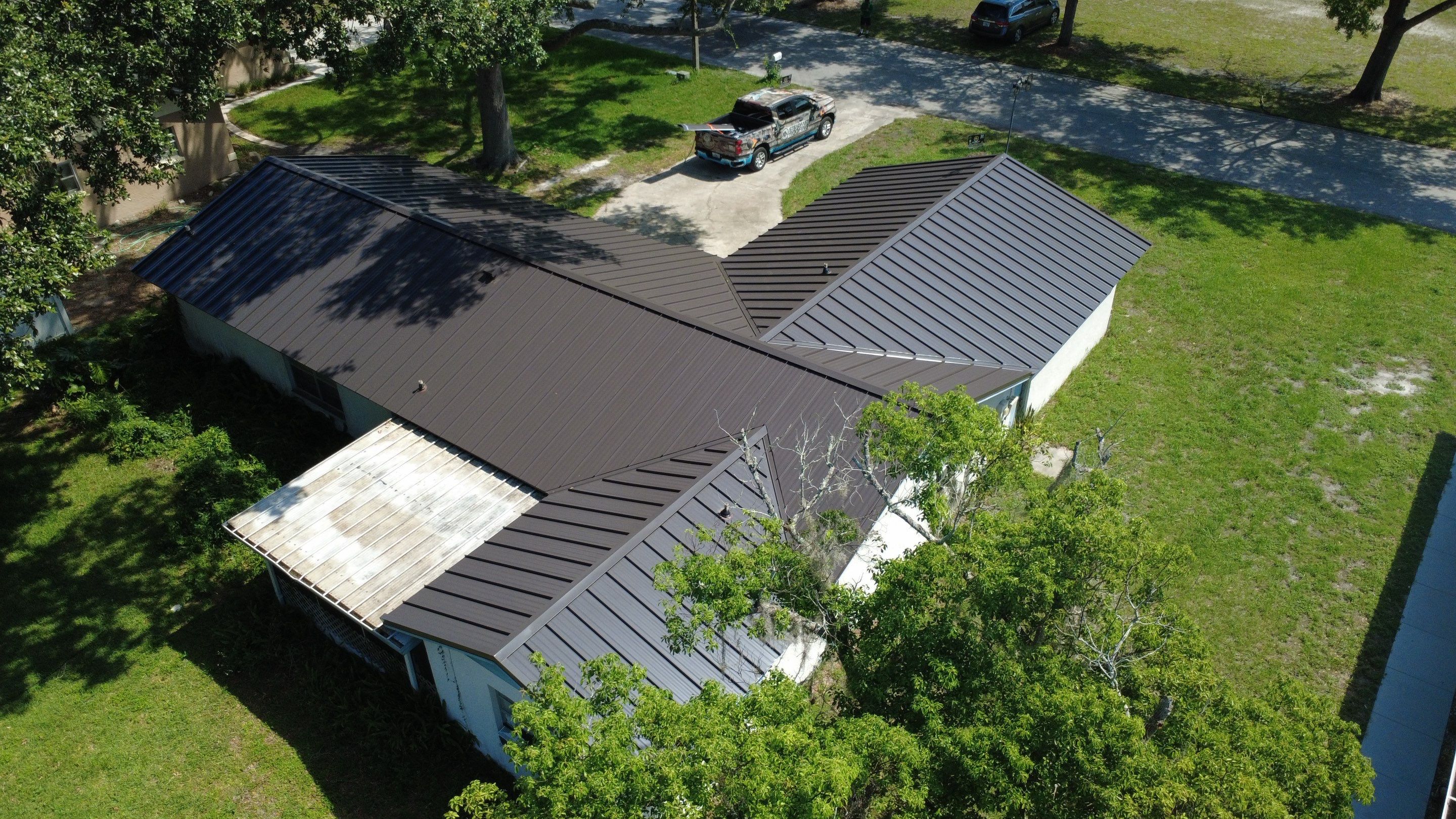 Roof Replacement in Lutz, FL by Steadfast Roofing 