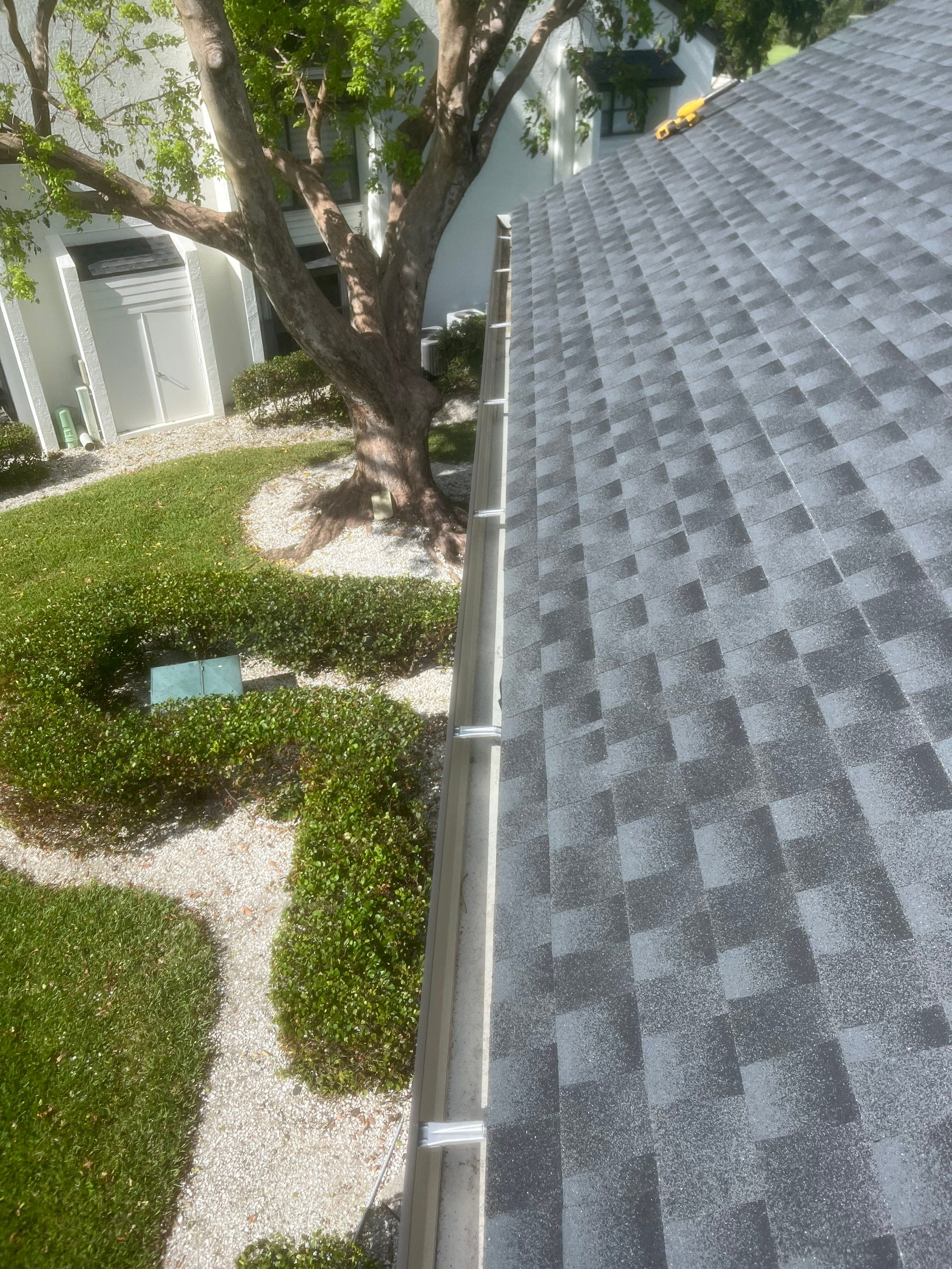 Professional Gutter Cleaning in Fort Myers FL by Gutter Professors