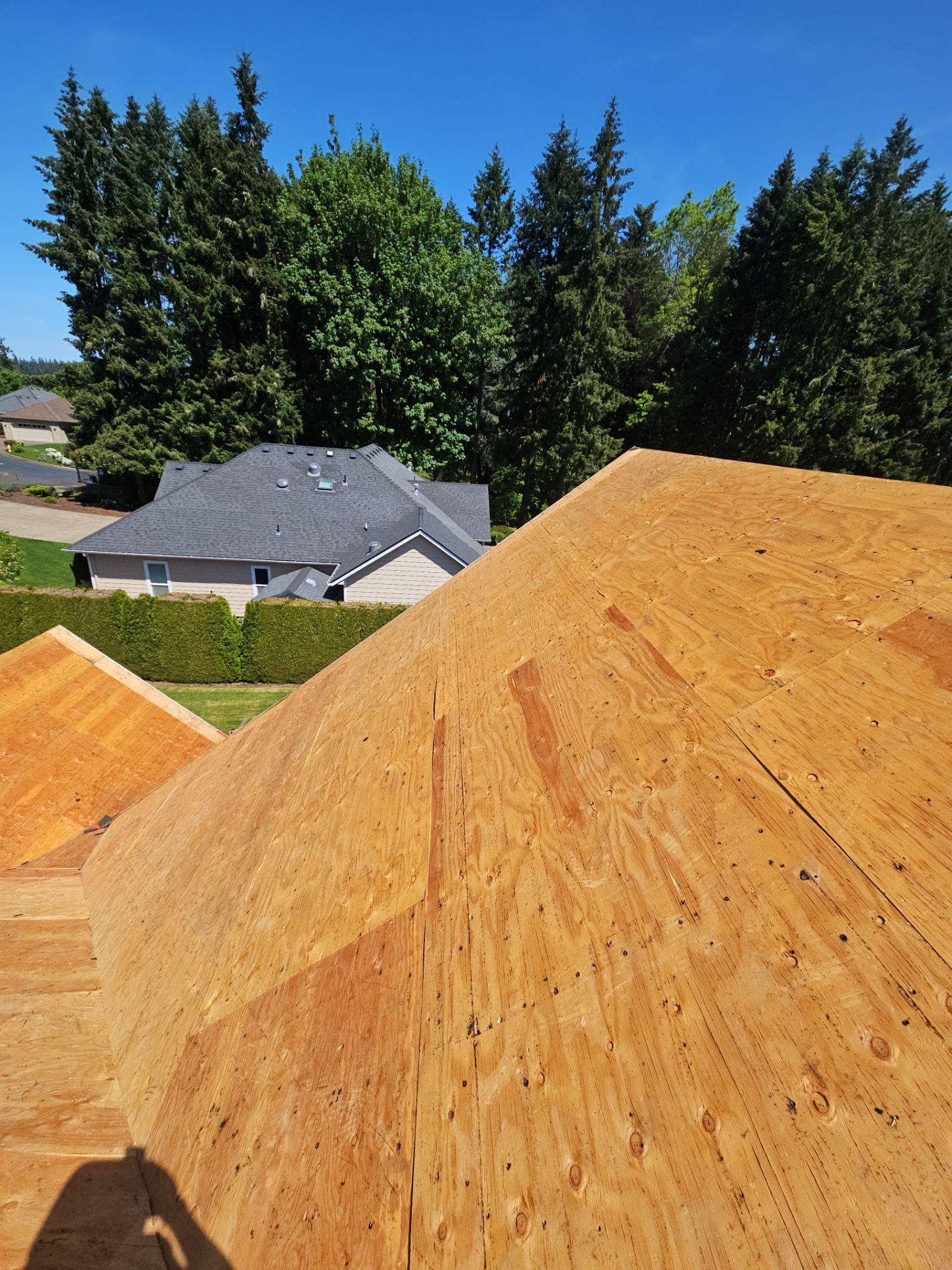 Residential Roofing Installation using Malarkey Vista (Color: Black Oak) by Orezona Building & Roofing Company, Inc.
