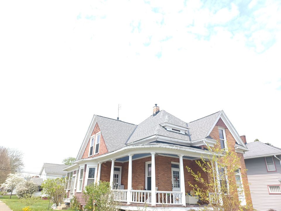 Kim Simon by Silver Leaf Contracting 