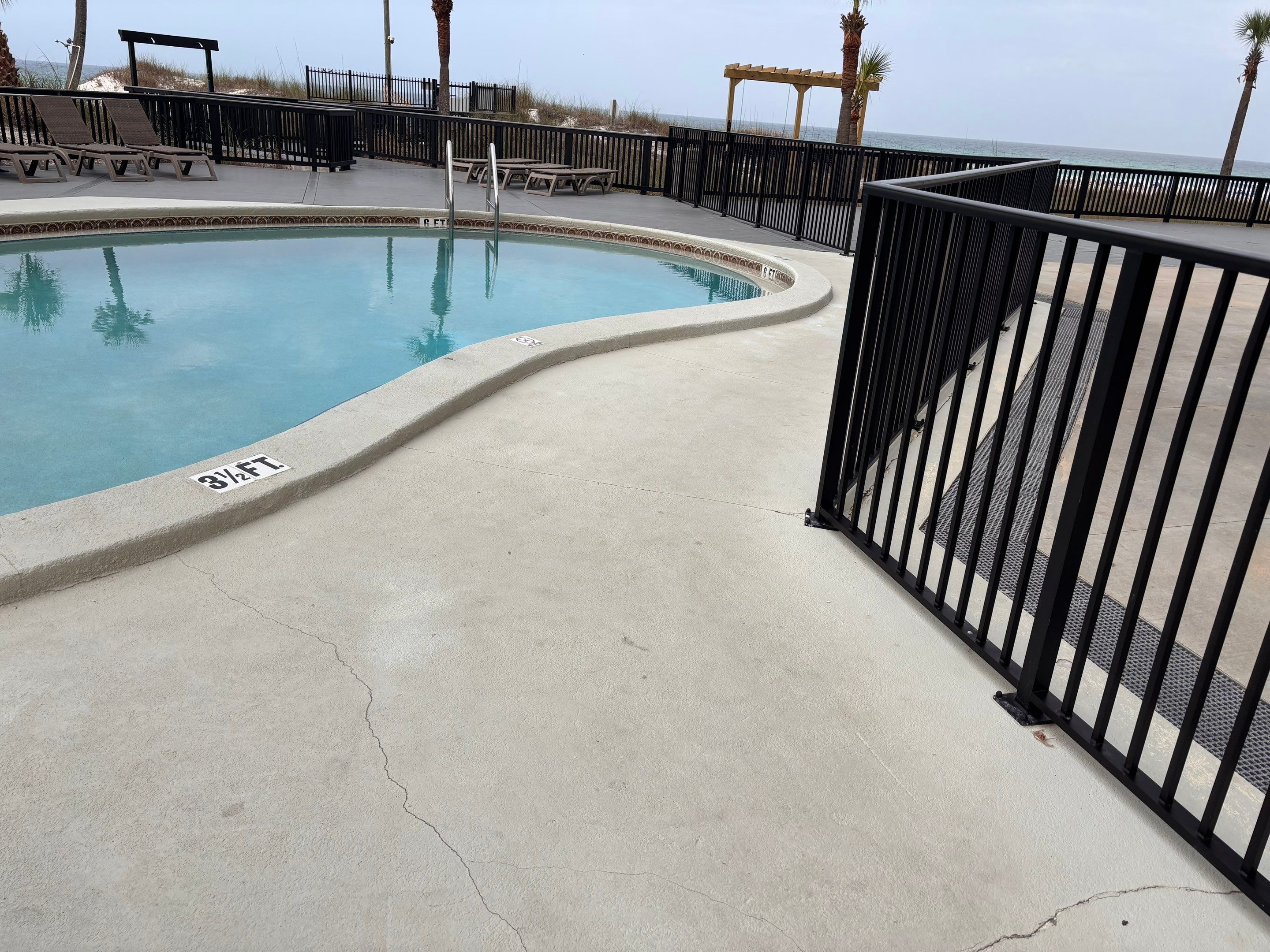 Sunbird Condominiums - PCB by ASP - America's Swimming Pool Company