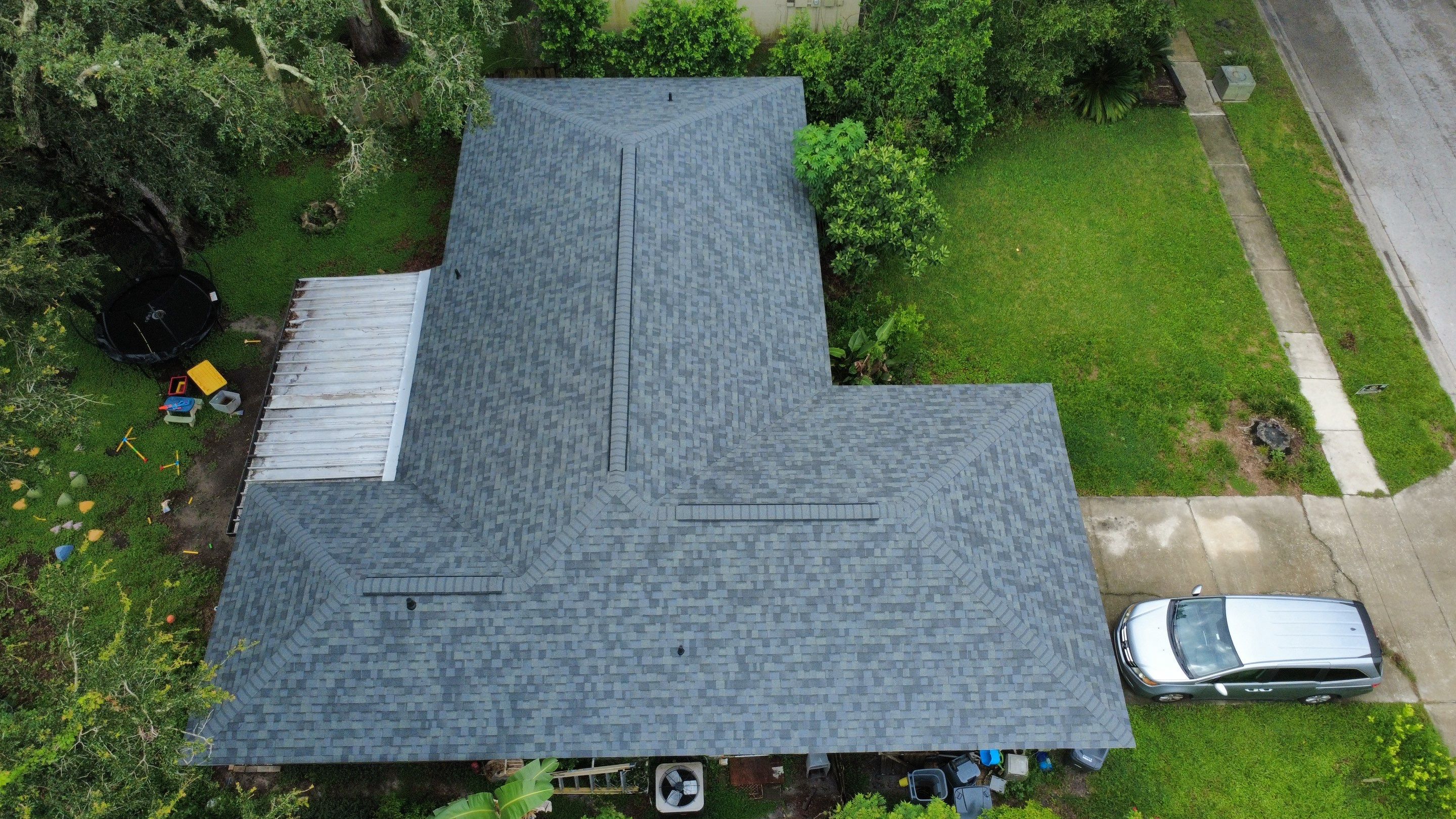 Roof Replacement in Lutz, FL by Steadfast Roofing