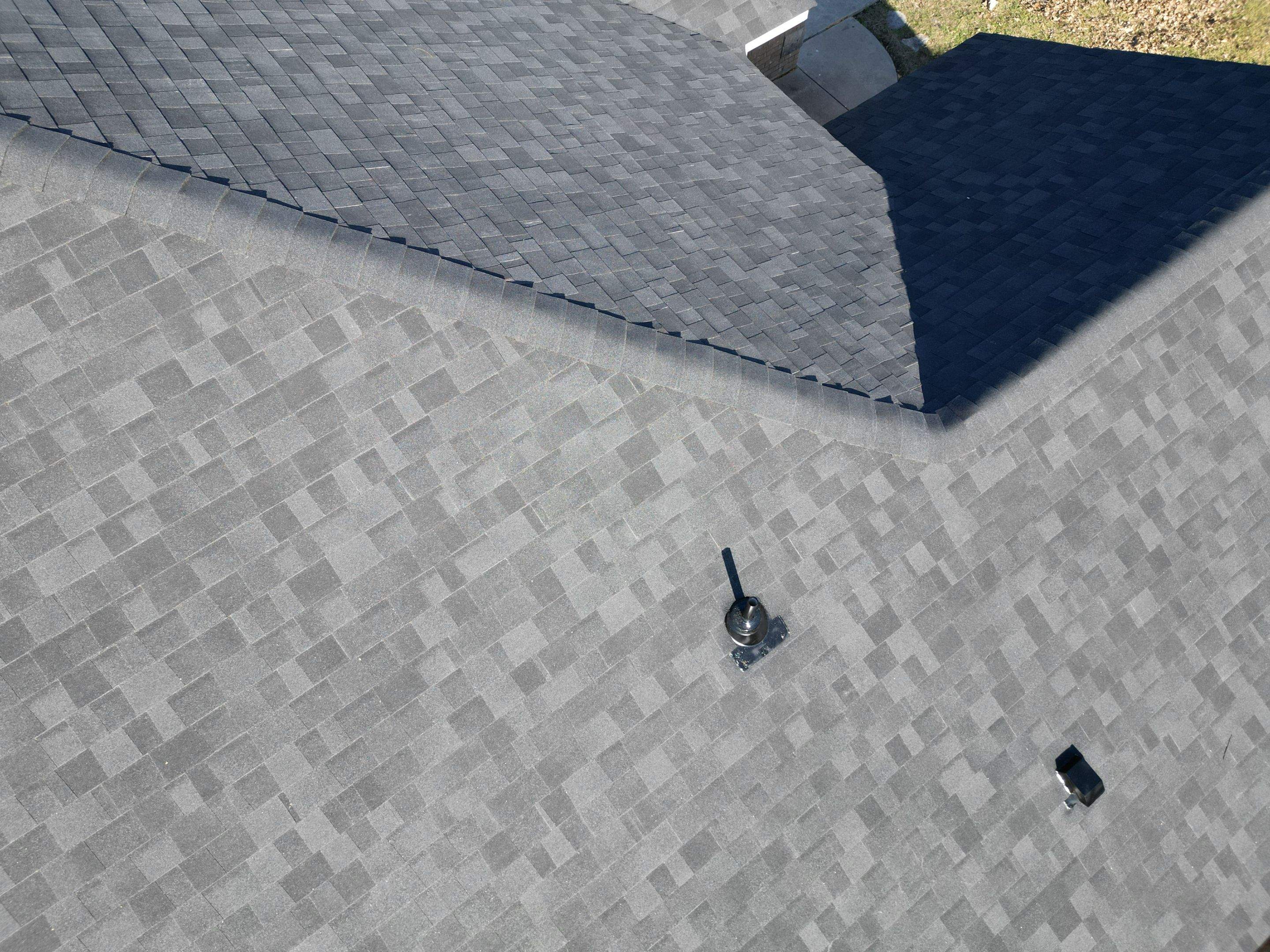 Onyx Black - Owens Corning TruDefinition Duration by RoofsOnly.com