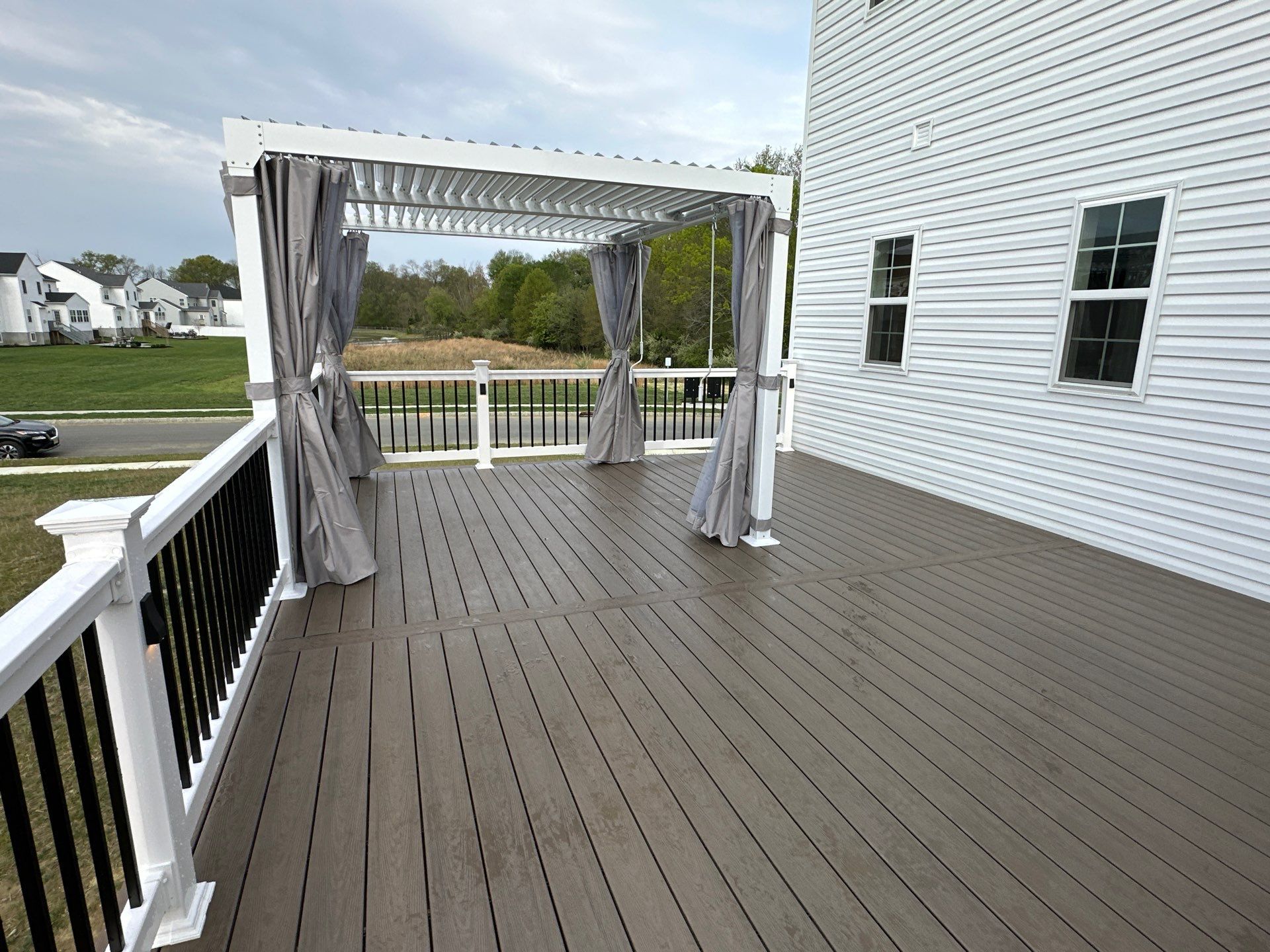 New deck + Manual Louvered Pergola by deck guardian
