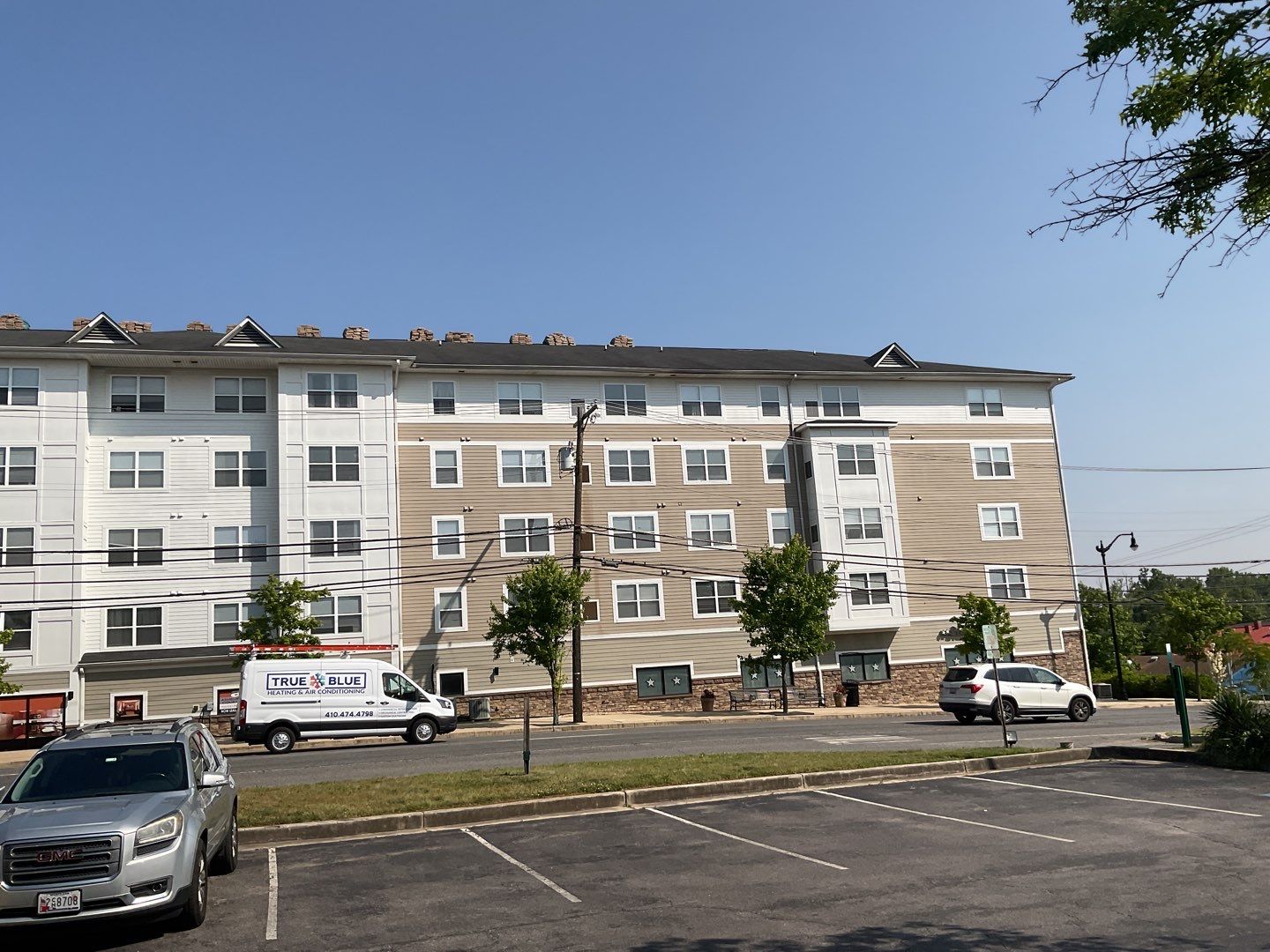 Multi-Family Commercial shingle roof by Alpha Design Services