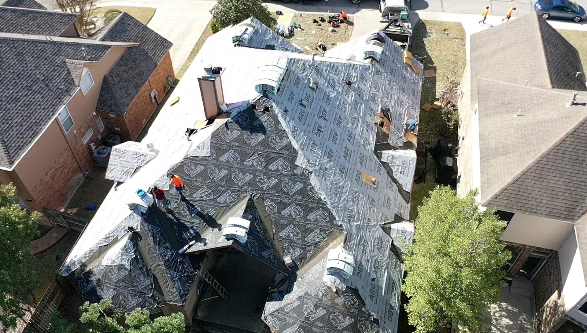 Residential Roof Replacement using Pinnacle Pristine 30 Year Laminate Shingles by Premier Roofing and Contracting