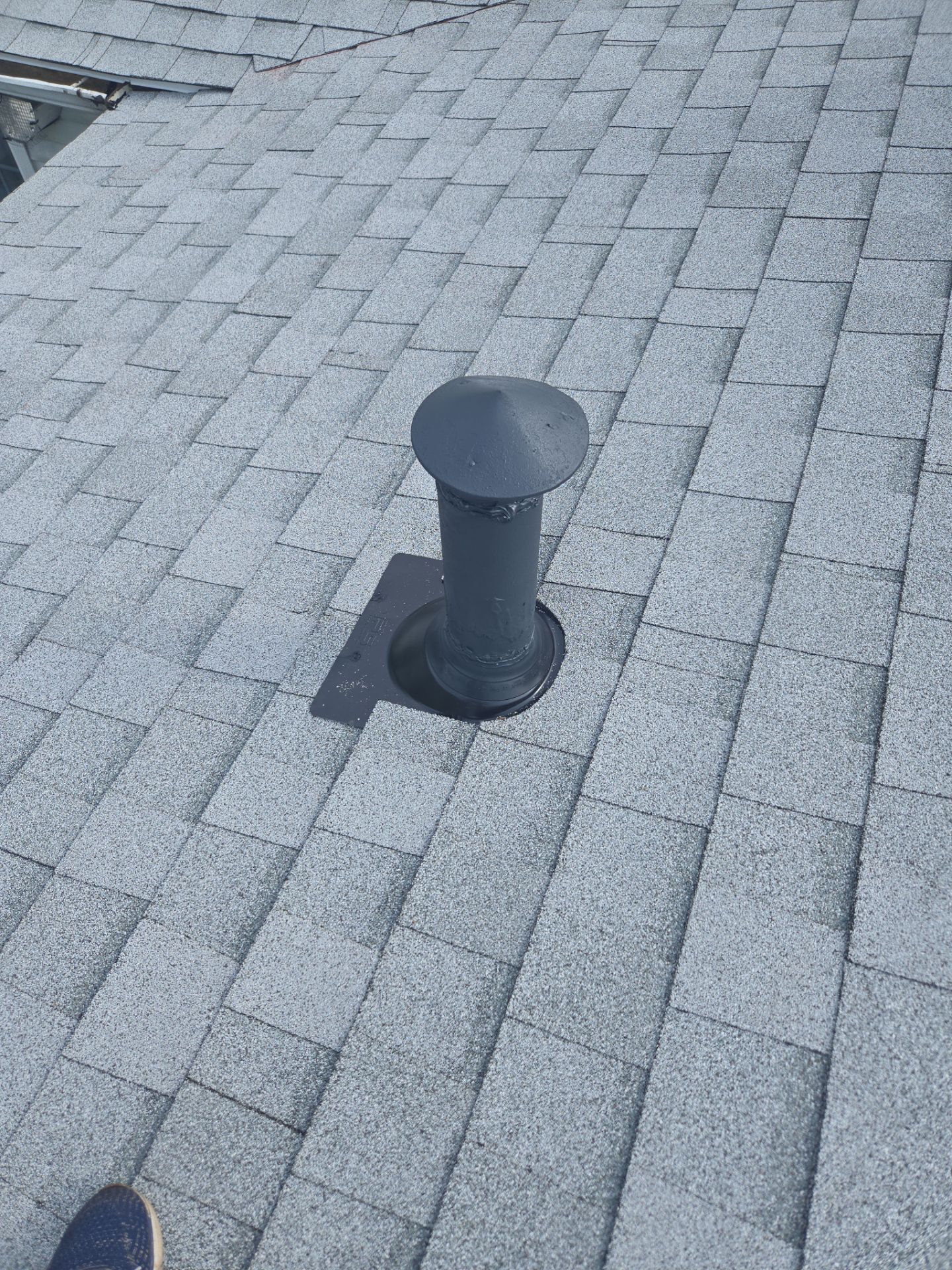 Atlas Pinnacle, Color, Oyster Shell, Drip Edge, Color, White by Eagle Eye Roofing