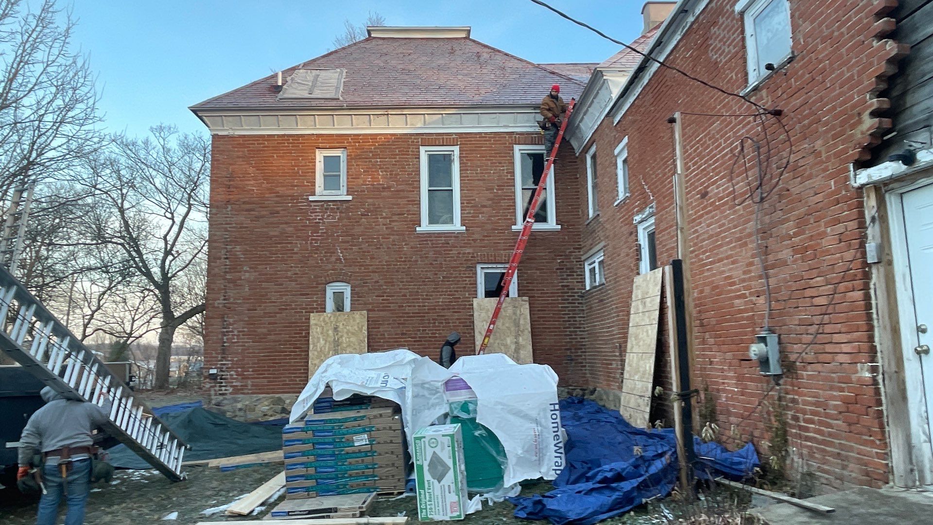 Roof Replacement using CertainTeed Landmark by 180 Contractors