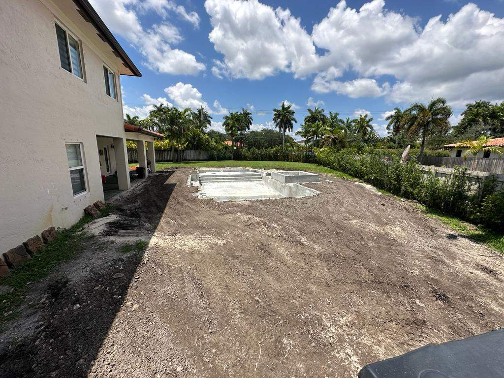 Project in MIAMI LAKES by ROSMEL POOLS INC