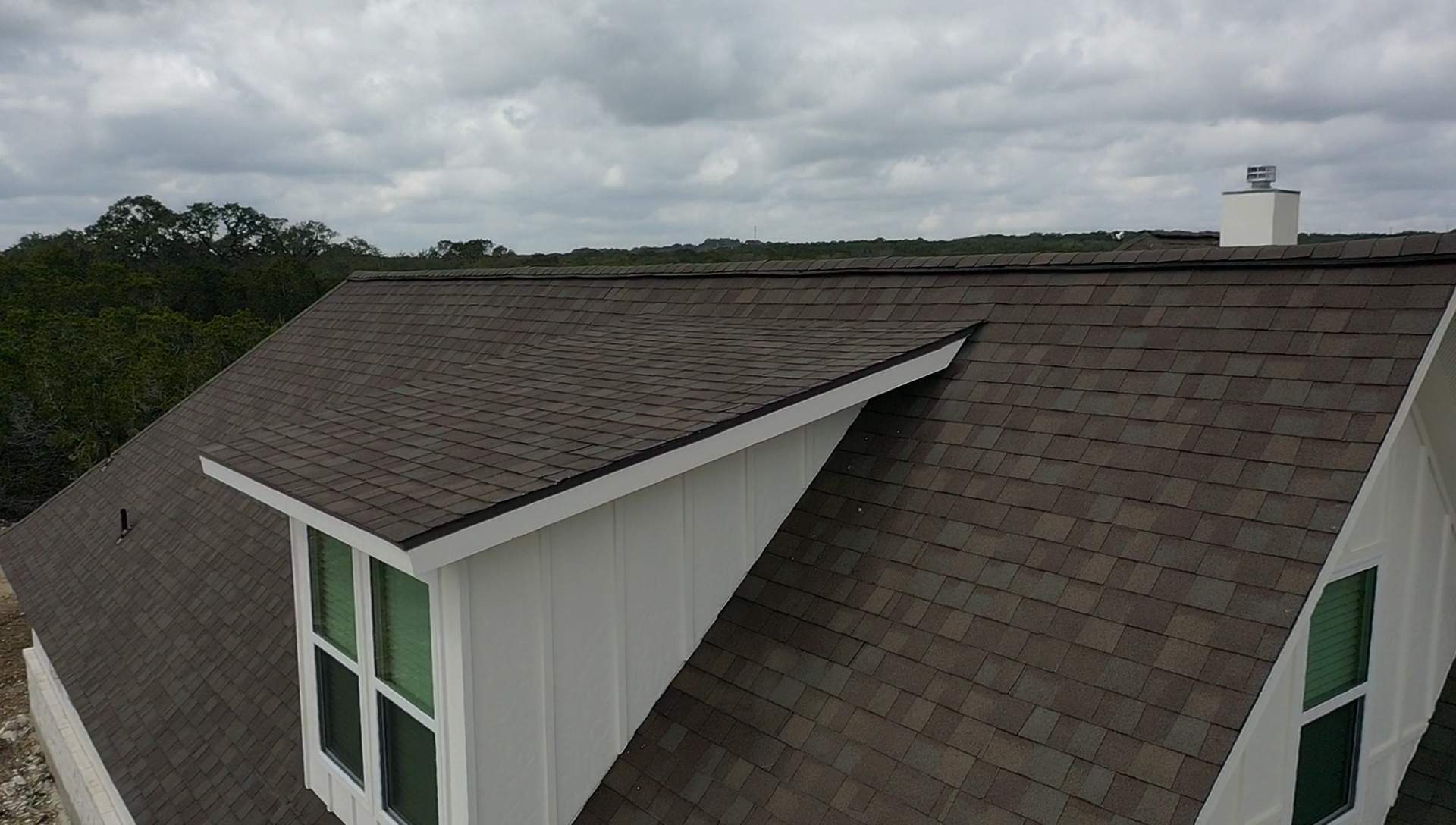 New Home Construction using Owens Corning 30 year Architectural Shingles by Premier Roofing and Contracting
