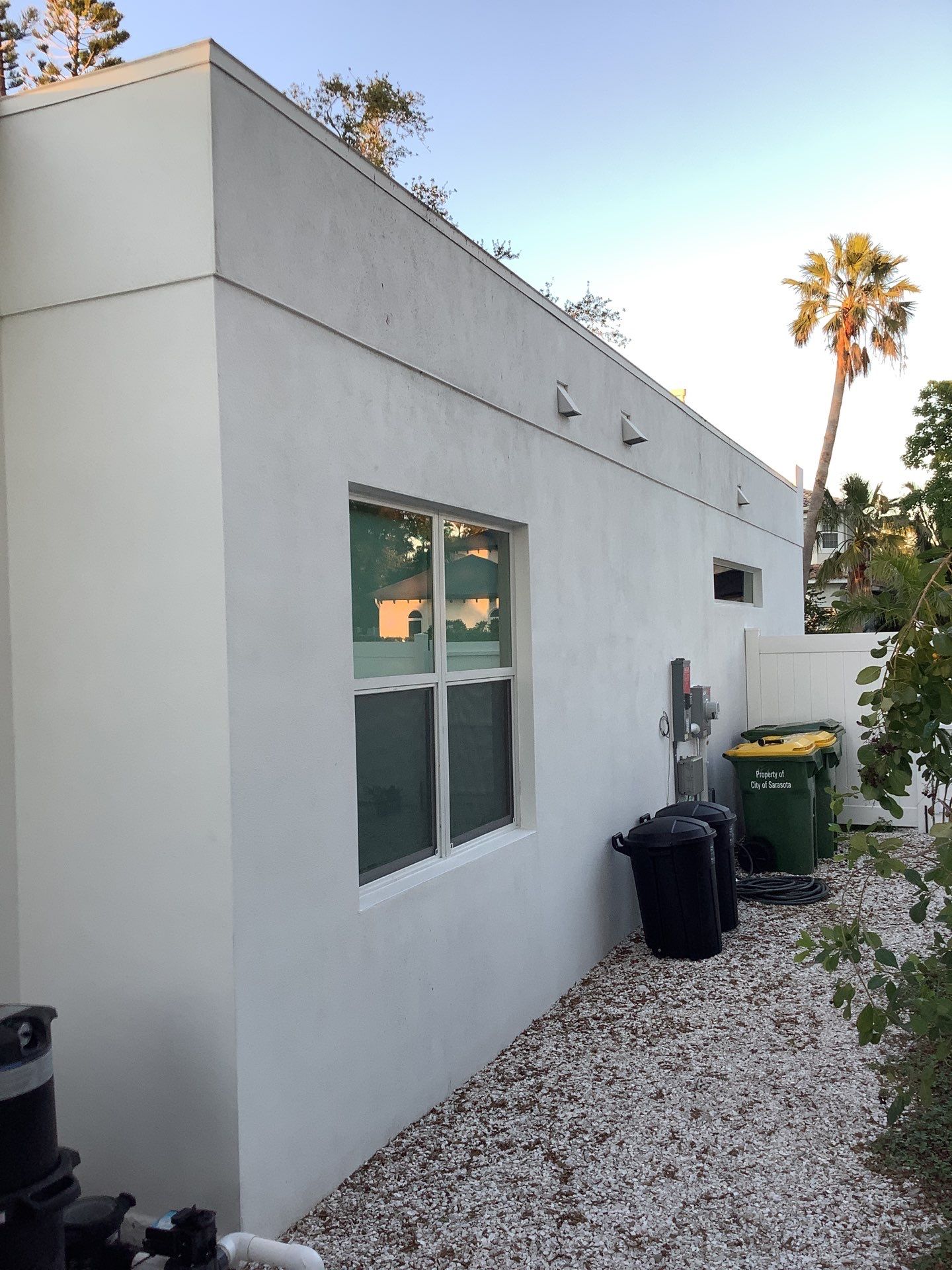 7-Inch Smooth Box Seamless Gutters in Sarasota FL by Gutter Professors
