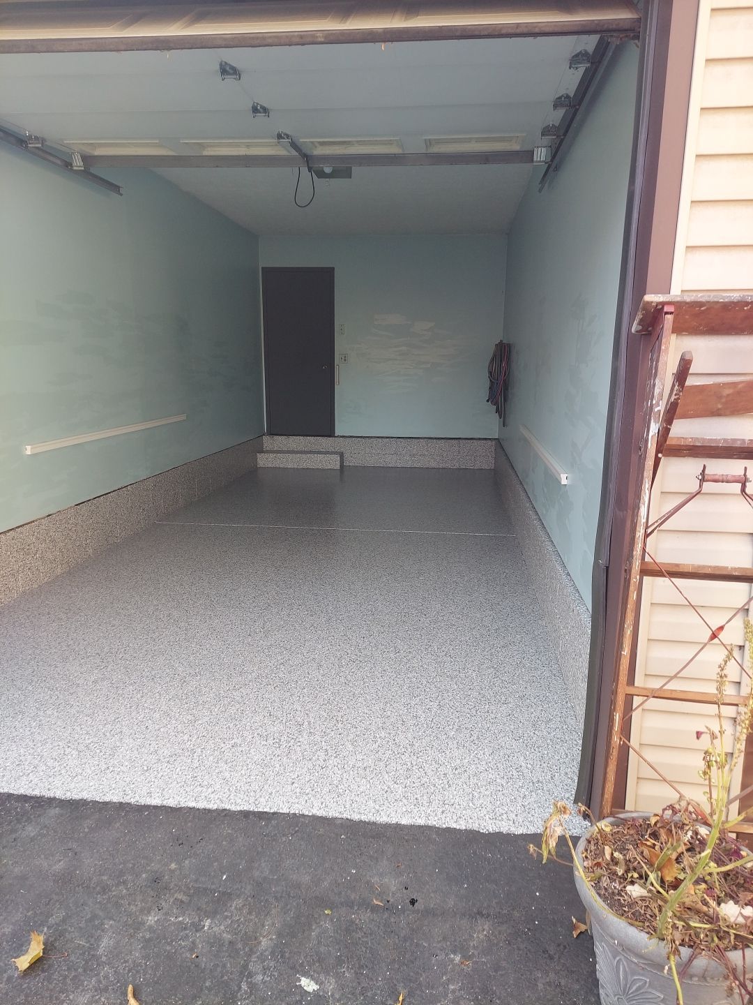 Single Car Garage in Slate Stone - Boardman, OH by Alexander Concrete Coatings