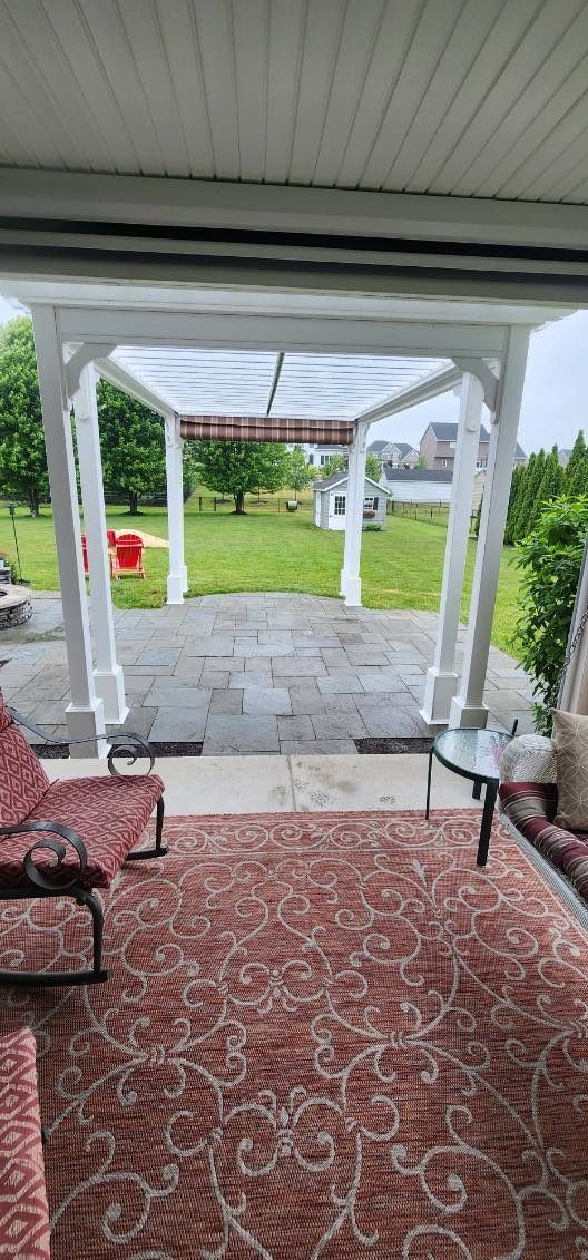 Pergola by Ivy Lea Construction