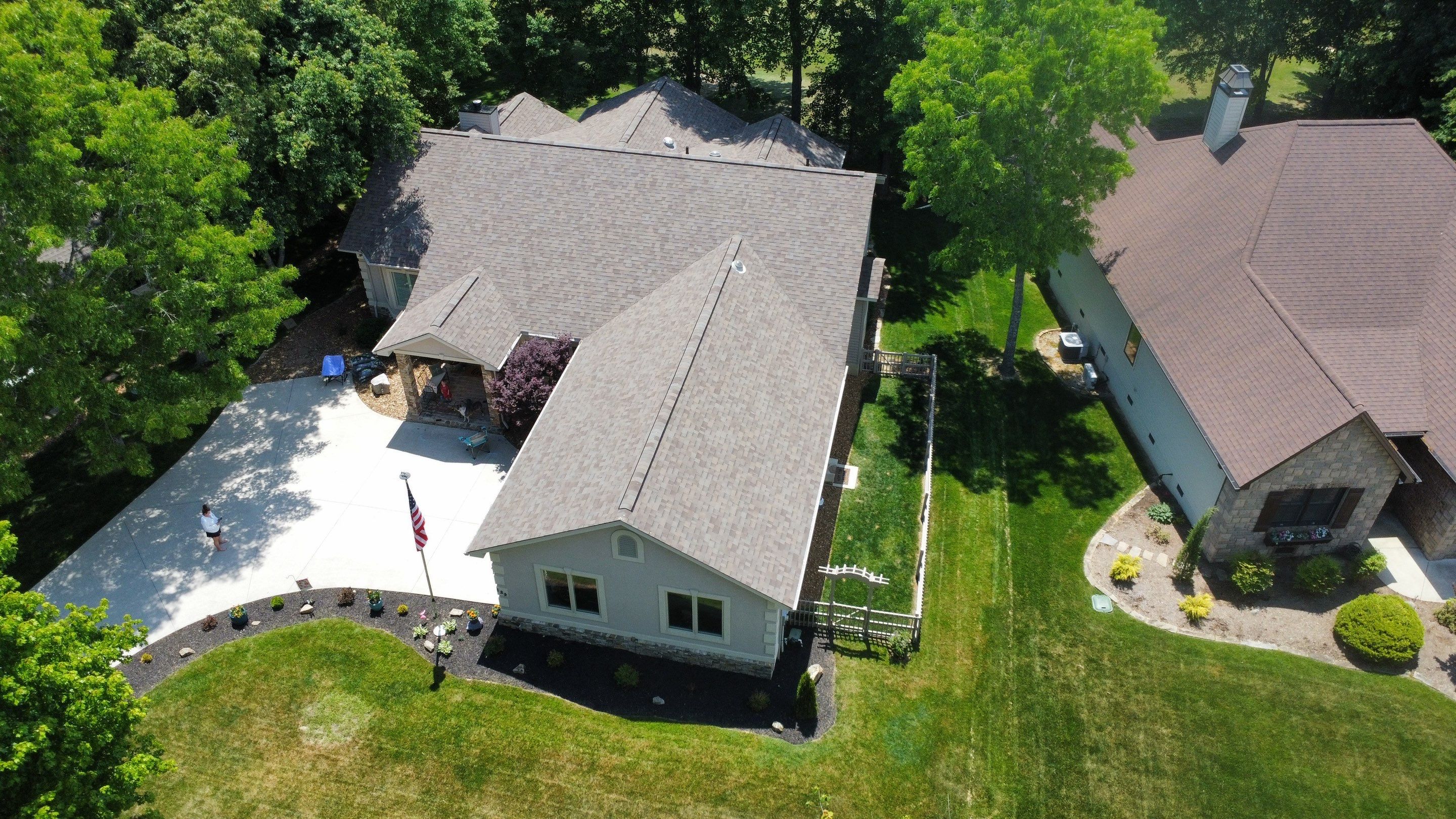 Crossville - Malarkey Vista by Undersun Roofing 