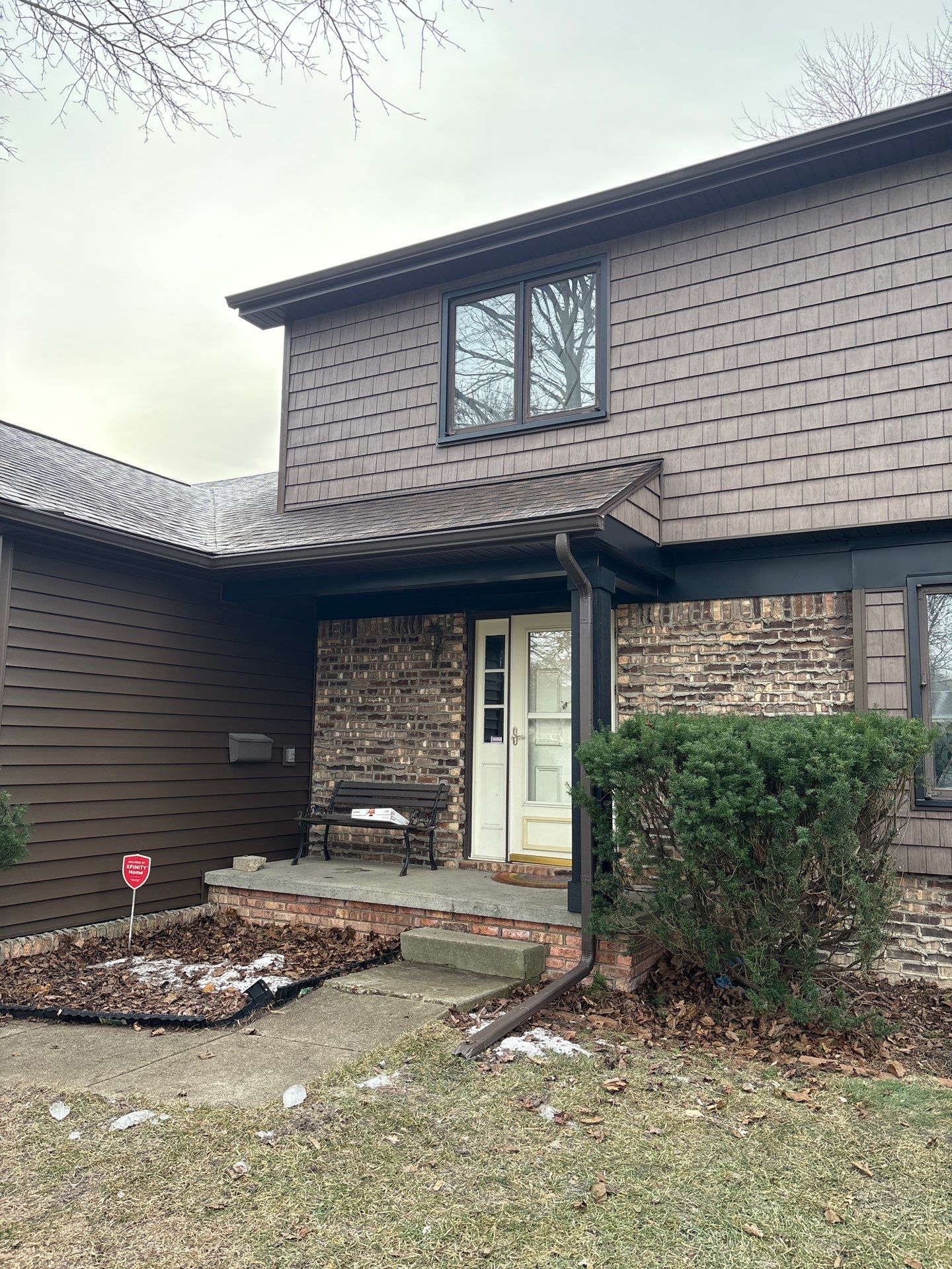 2126 Barritt Street • Lansing, MI 48912 by Veteran Roofing & Exteriors