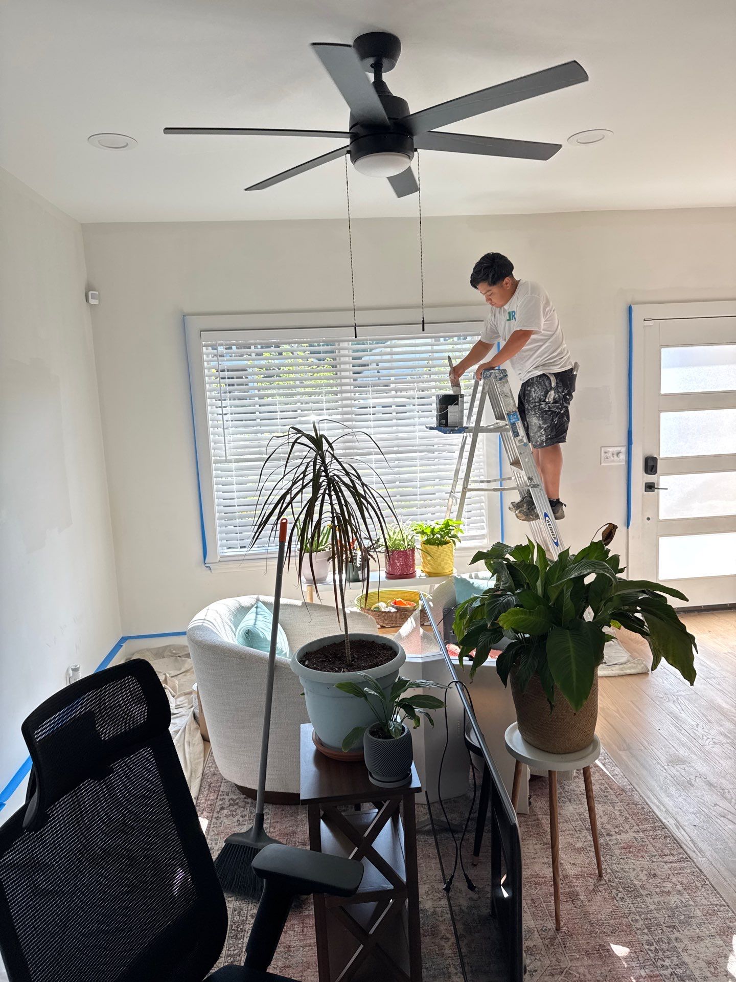 From Crisp White to Cozy Warmth: A Unified Color Story by Atlanta's Paint Doctor