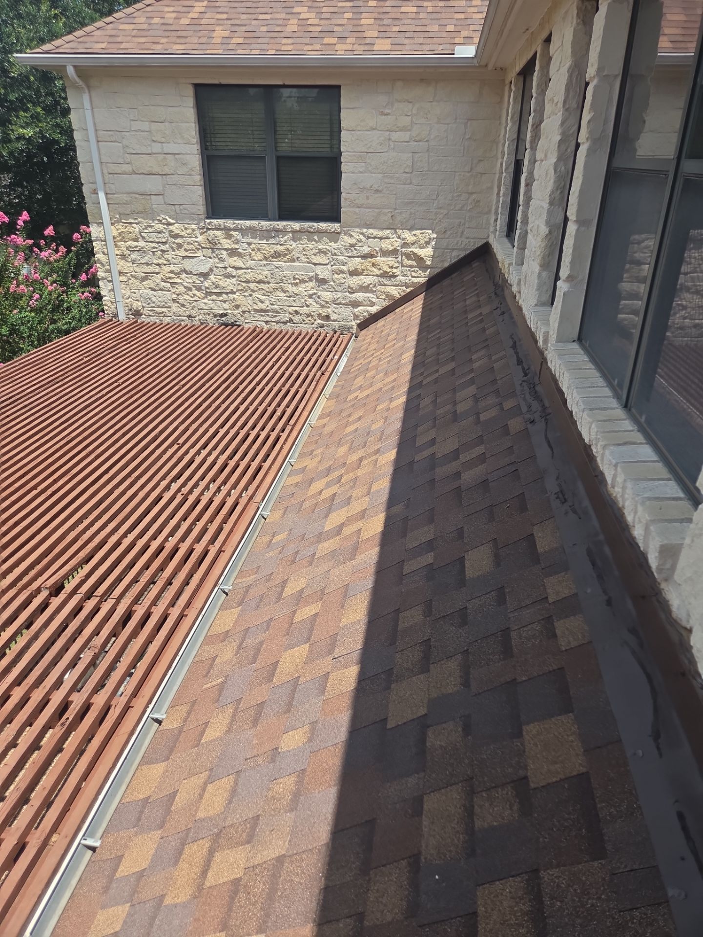 Rose Desert - Owens Corning TruDefinition Duration by RoofsOnly.com