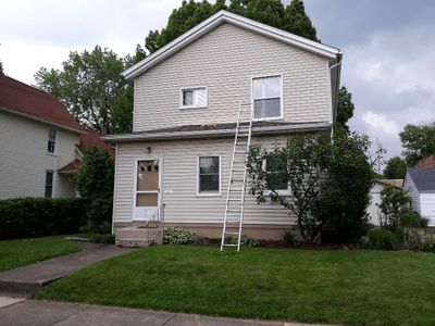 Kelly Gayhart Main House
