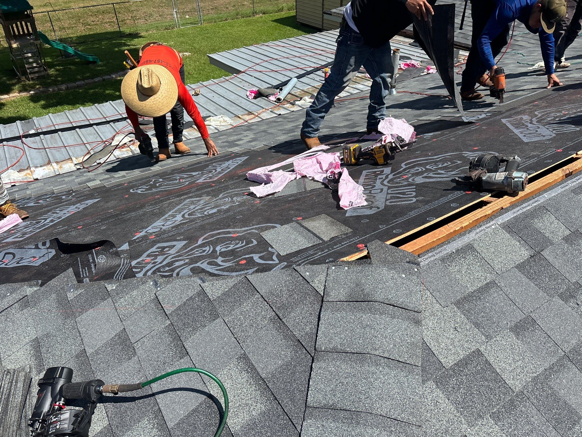Residential Roofing Installation using Owen's Corning Duration (Lifetime) Shingles by Roof Repair Company