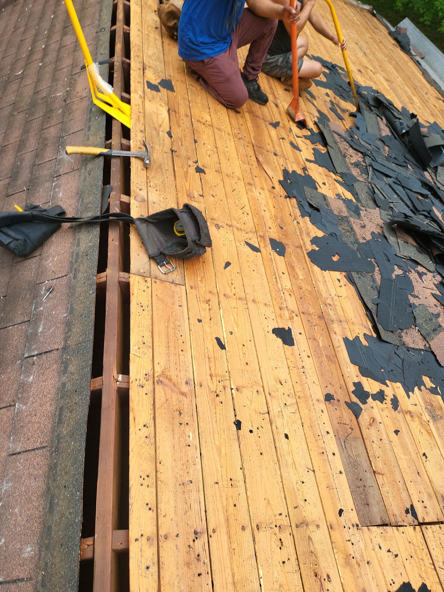 Residential Roofing Installation using Owens Corning TruDefinition Duration AR - Colonial Slate by A Plus Exterior