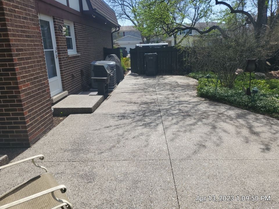 Northbrook, IL aggregate strip and re seal by Northern Power Washing LLC.