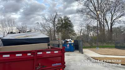 DUMP TRAILER SERVICES : using JUNK REMOVAL / HAUL OFF *WE LOAD IT AND HAUL IT OFF*