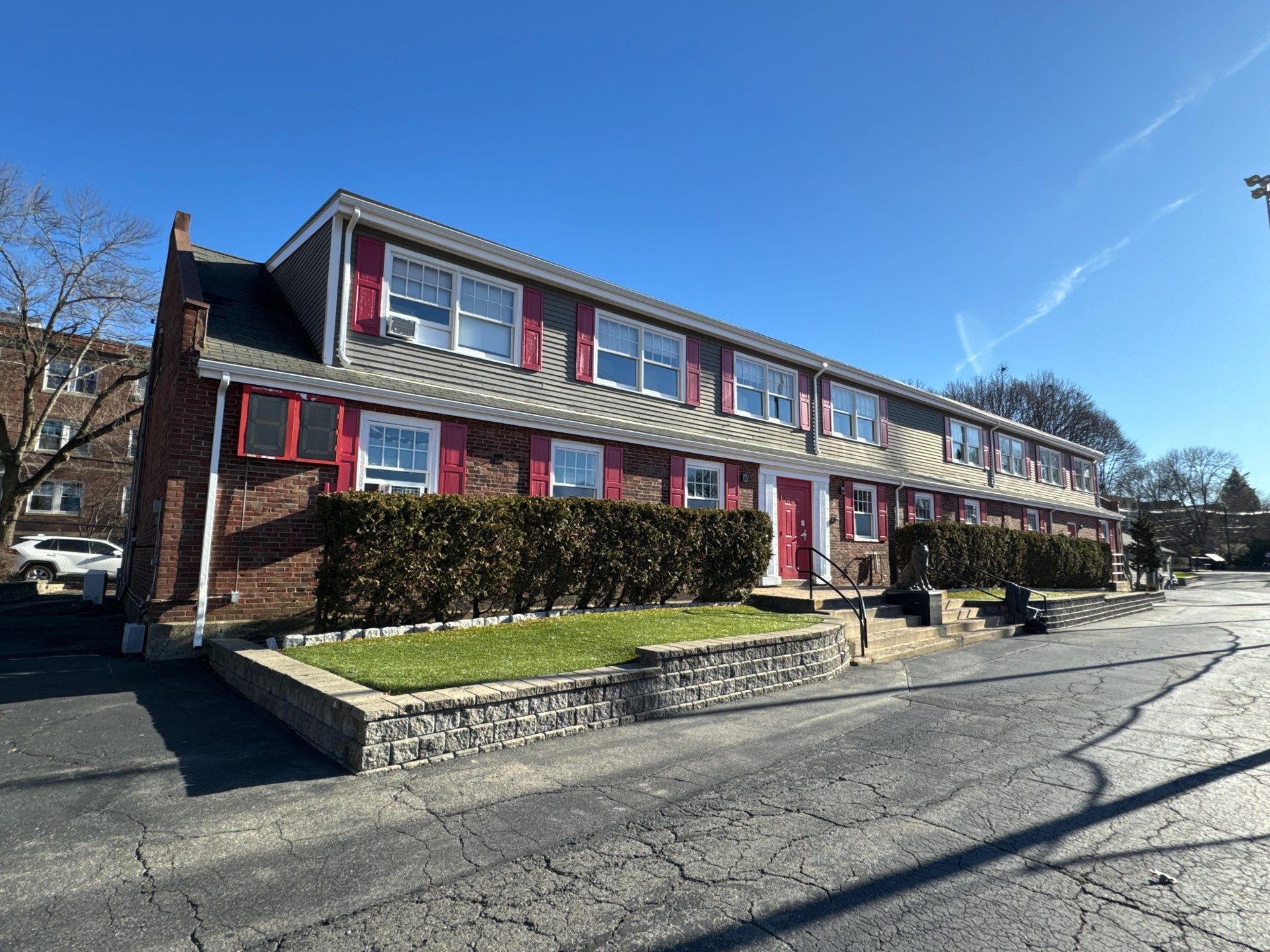 5" K-style Seamless Aluminum Gutters and 2x3 Downspouts in Brookline, MA by Gutter Pro Enterprises