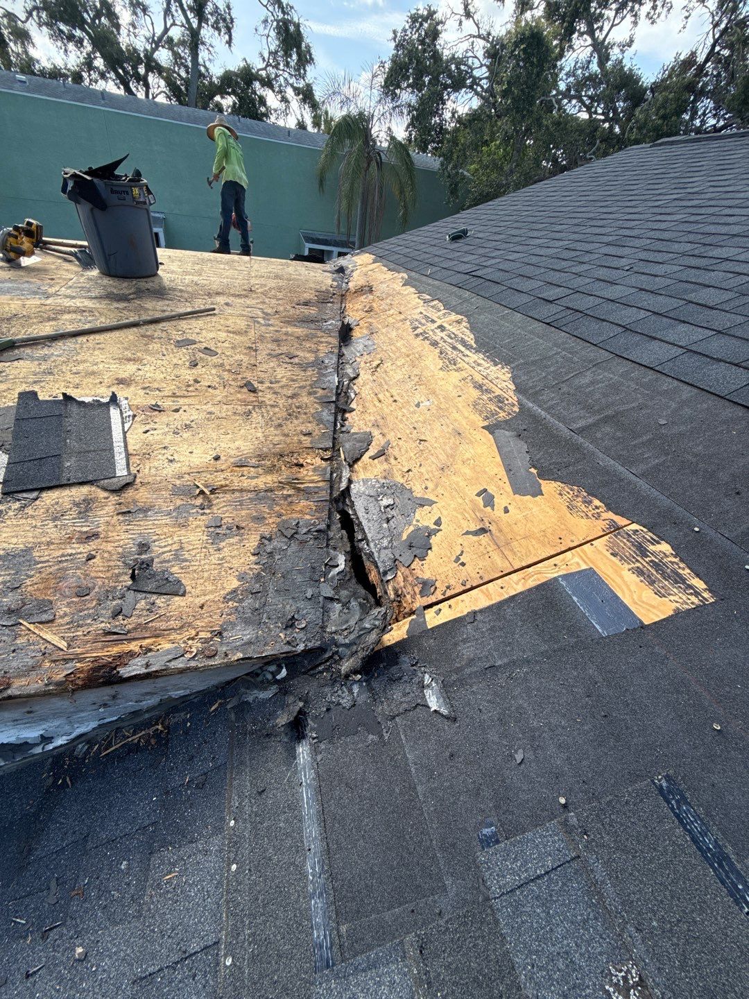 Project in Seminole 33772 by Mitchell Roofing Company LLC 