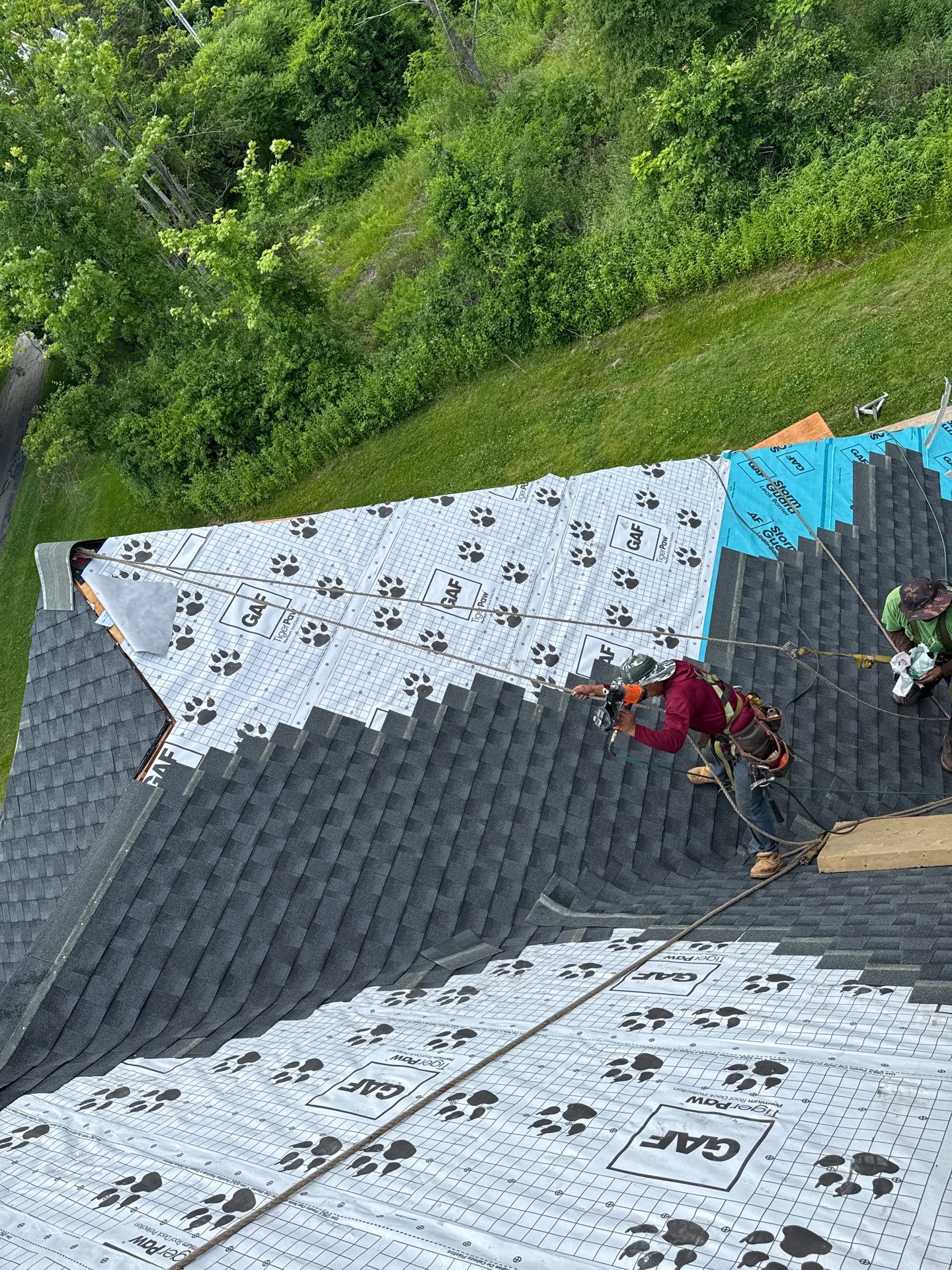 DiGIorgi installs a brand new roof in New Hartford by DiGiorgi Roofing and Siding Inc