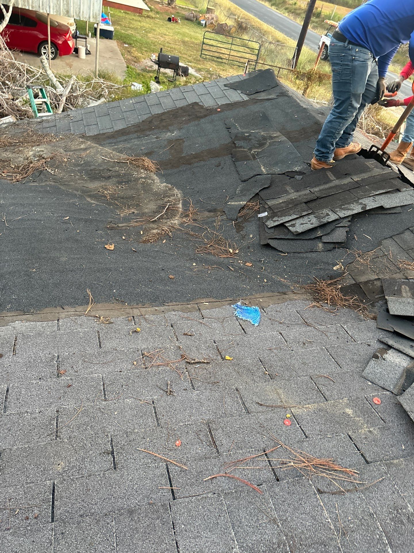 Residential Roofing Installation using Owen's Corning Duration (Lifetime) Shingles by Roof Repair Company