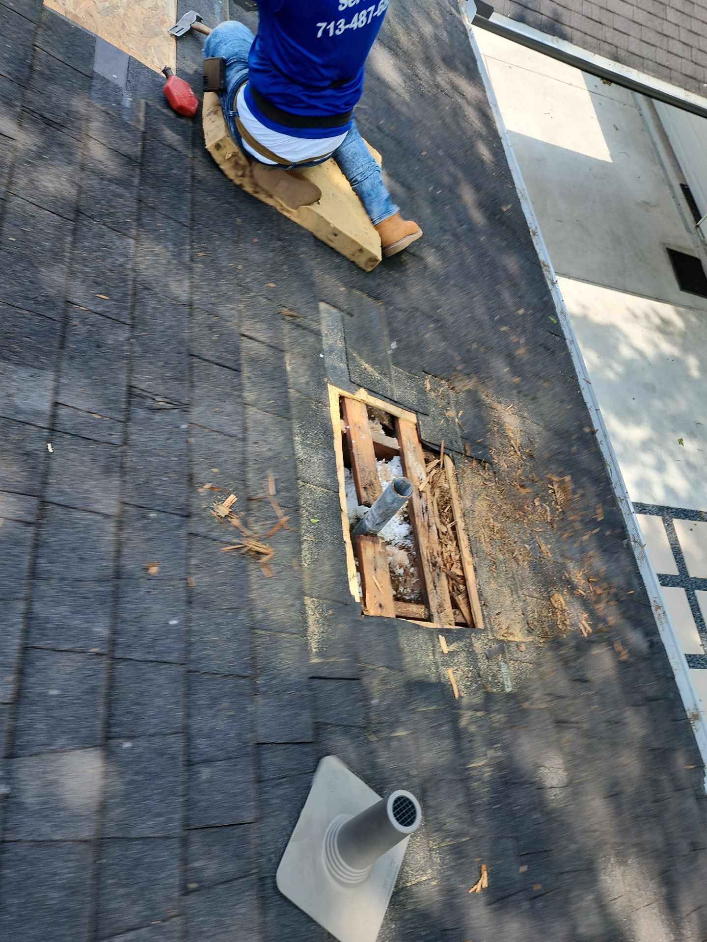 Hail Damage using Owen's Corning Duration (Lifetime) Shingles by Roof Repair Company