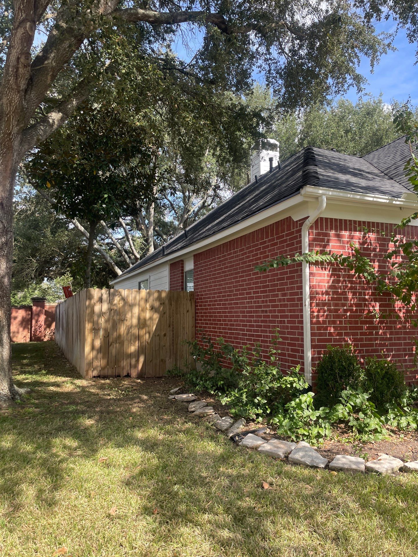 Roof Repair Services featured photo.