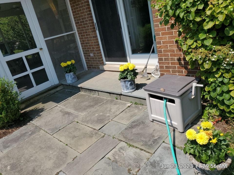Northfield, IL patio power washing by Northern Power Washing LLC.