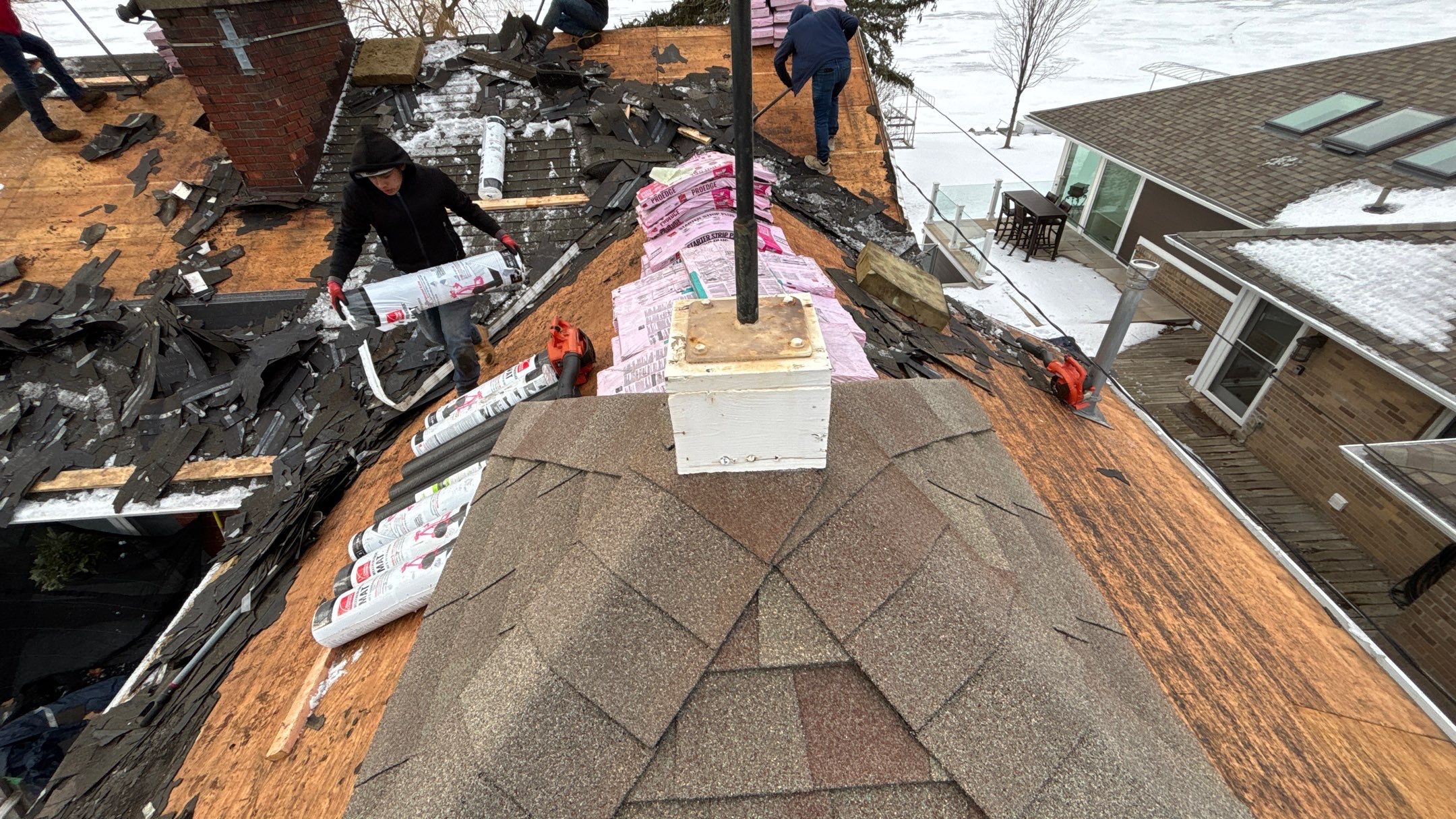 Roof Replacement using Owens Corning Duration Flex by 180 Contractors