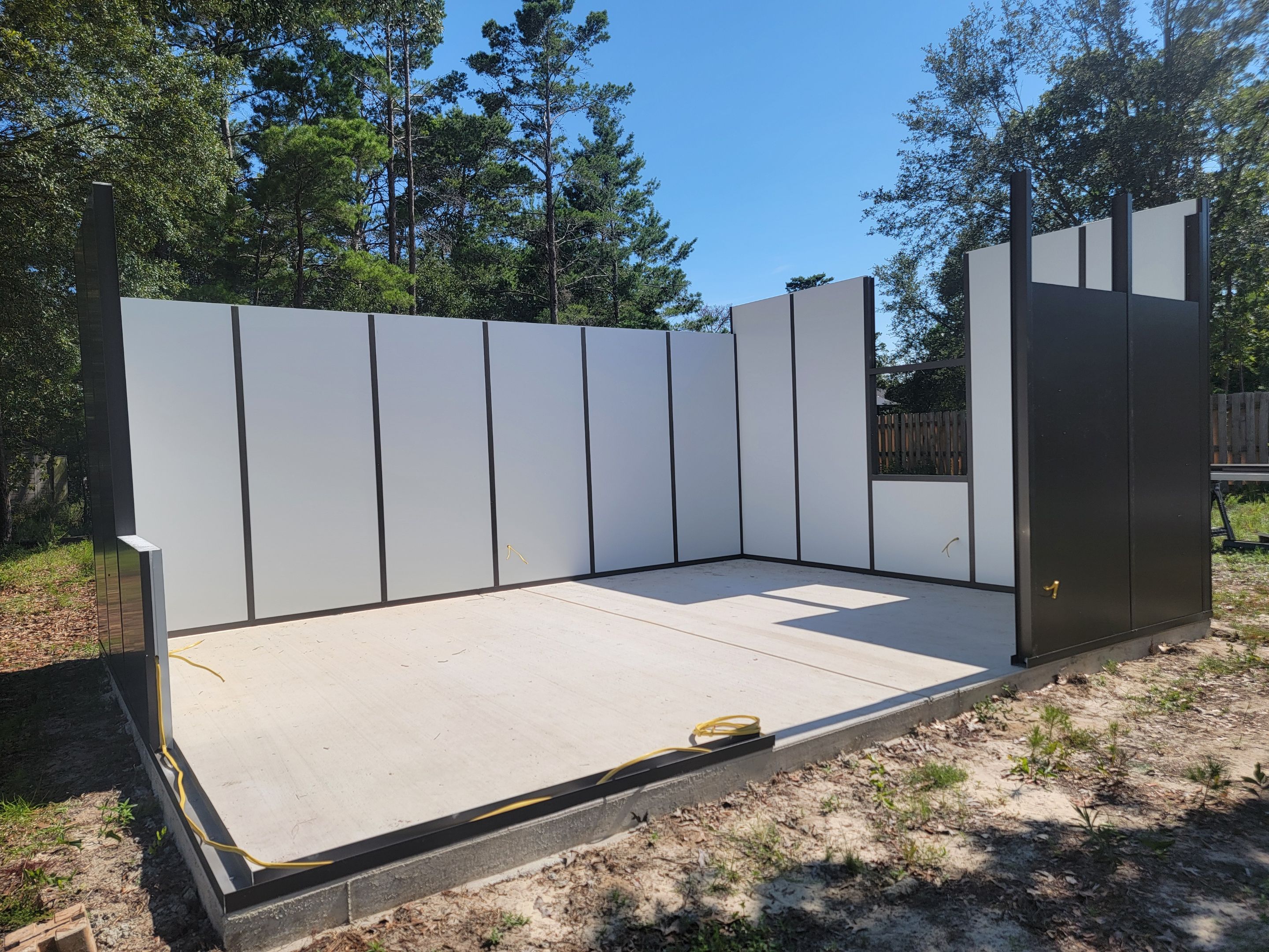 Modern Style Blockhouse in Navarre by Titan Sunrooms