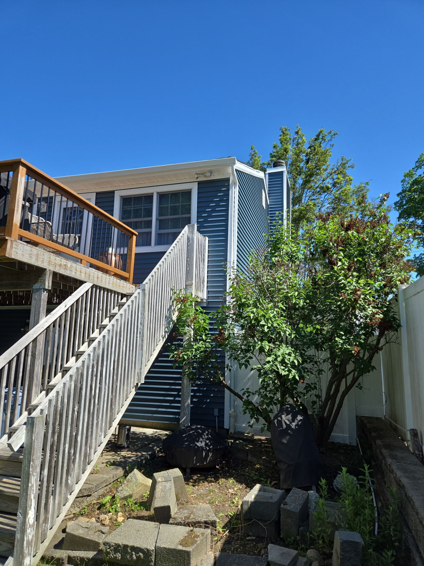 Siding Installation using Certainteed Cedar Impressions Straight Edge Perfection Shingles - D7 - Pacific Blue by A Plus Exterior