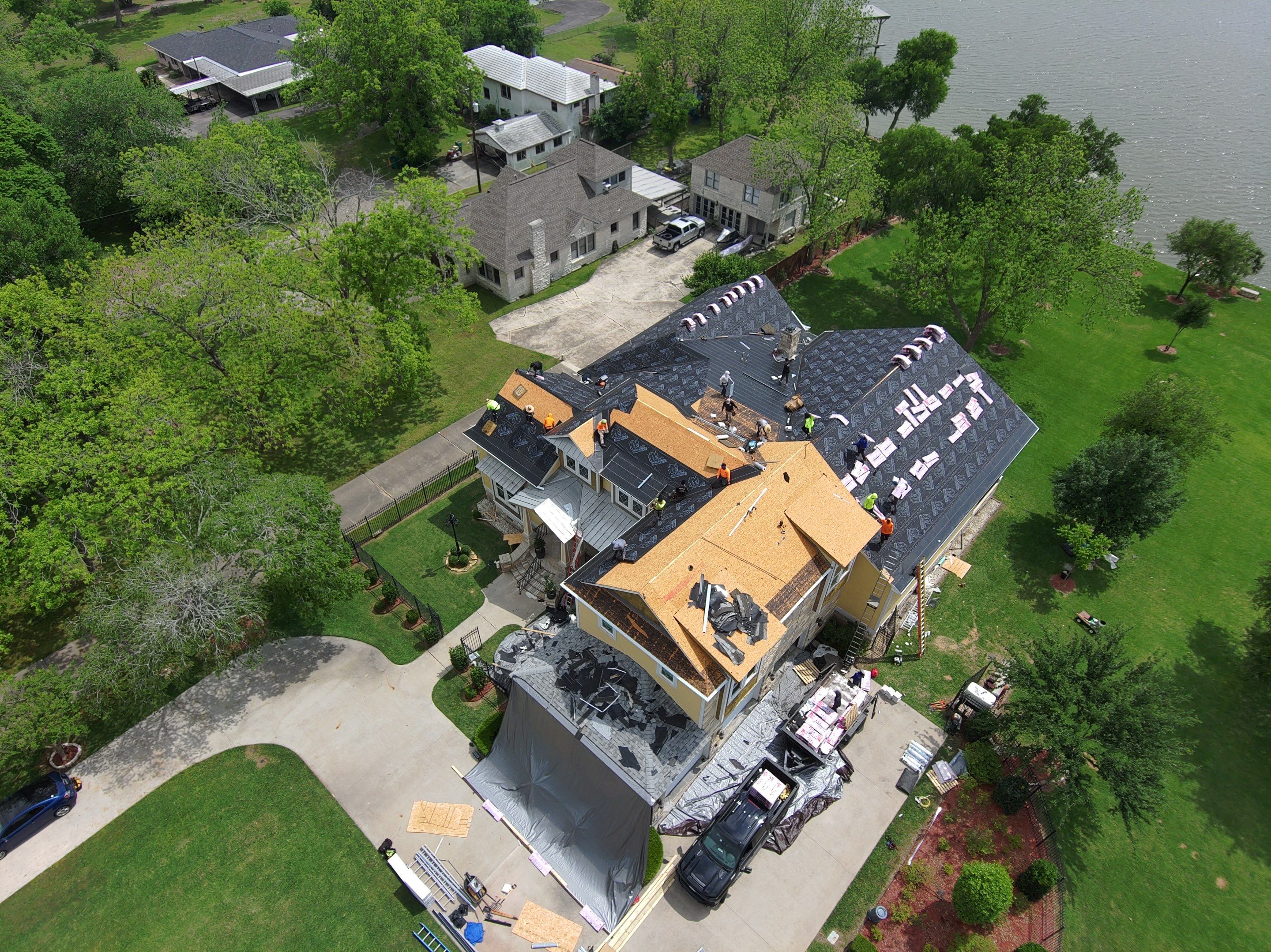 Residential Roofing Installation using Owen's Corning Duration (Lifetime) Shingles by Roof Repair Company