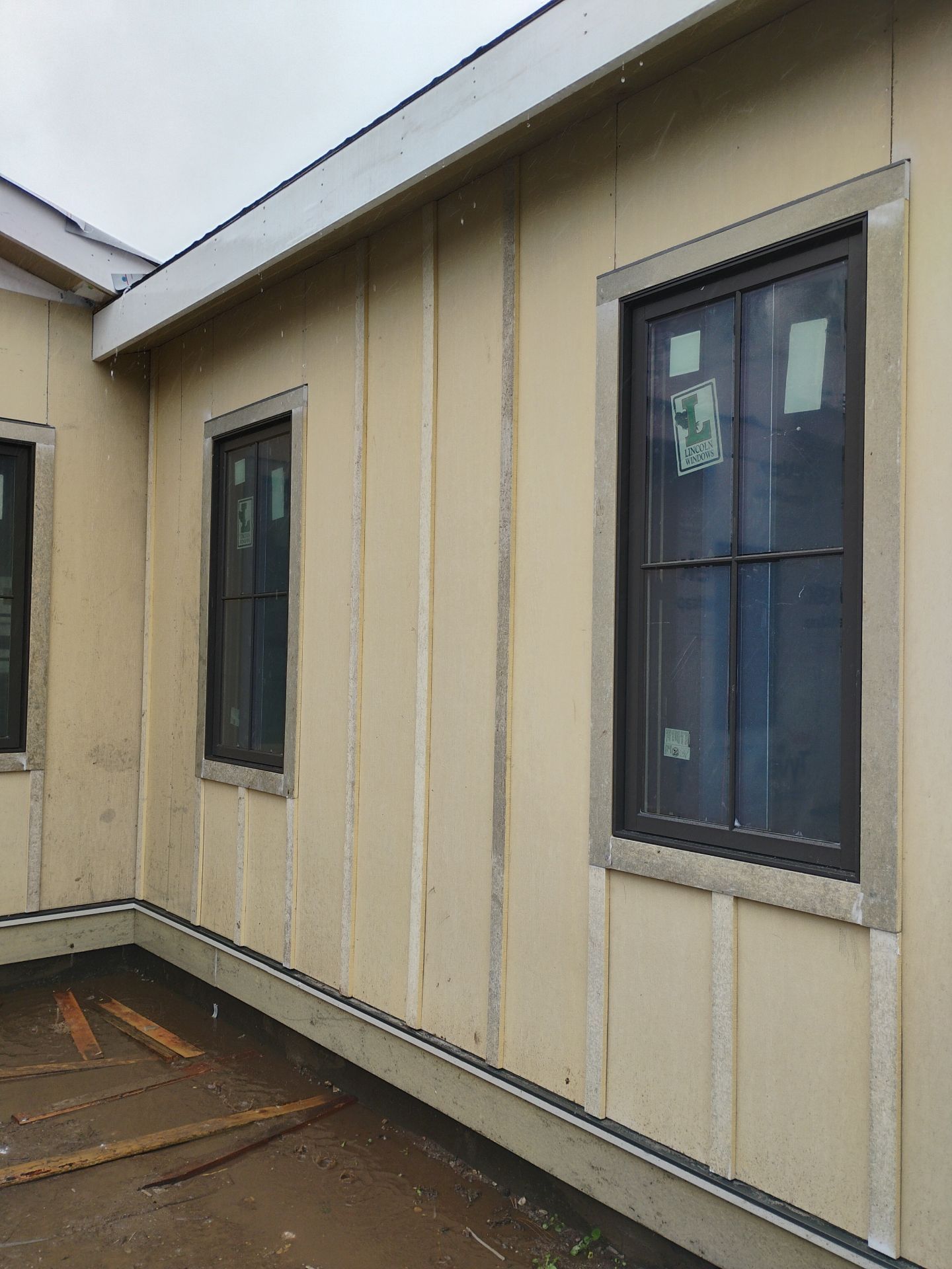 Board & Batens prime  by New Era Siding Inc 