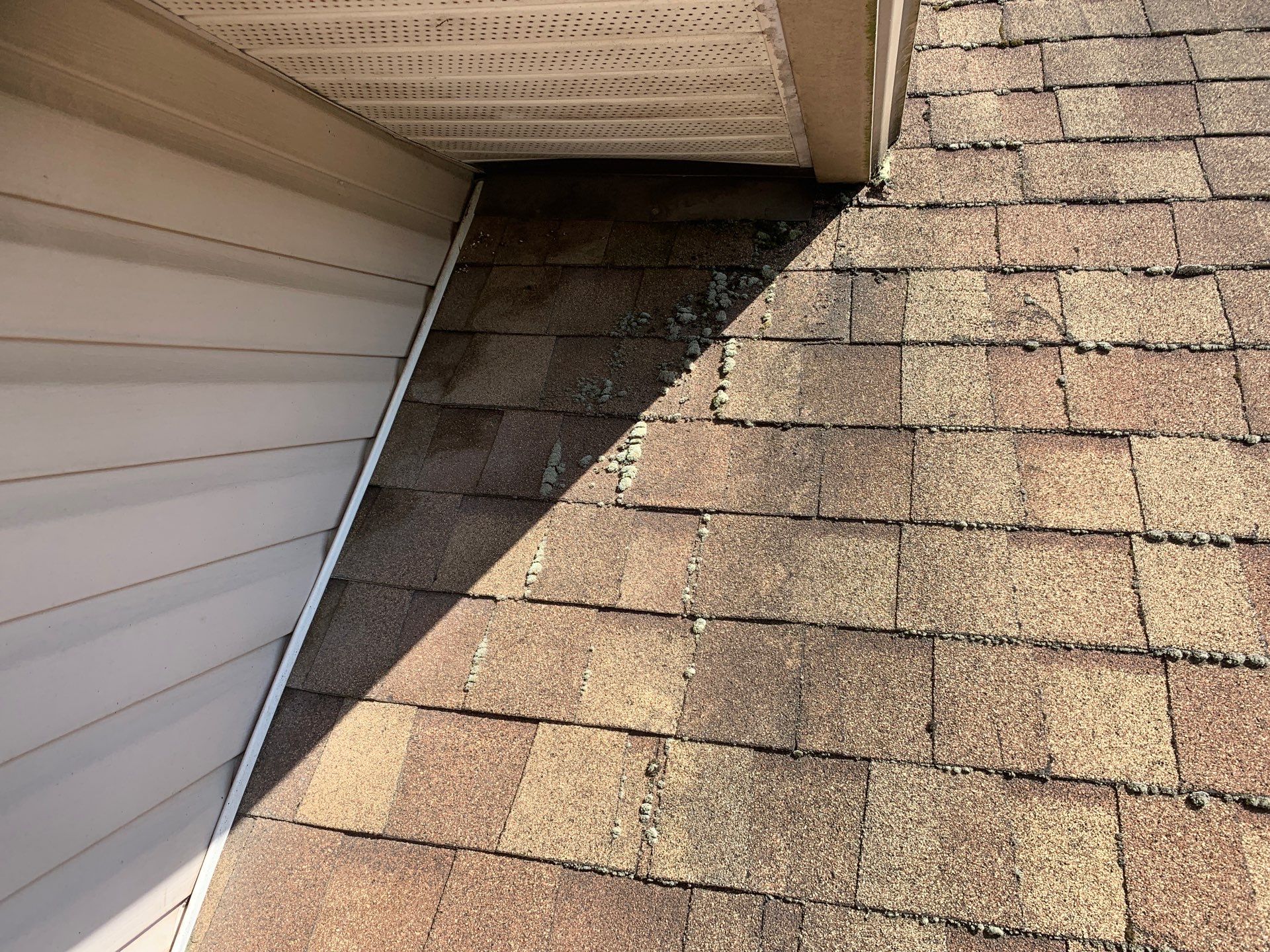 Residential Reroof Shingle - Weatherwood by Top Notch Roofing Inc